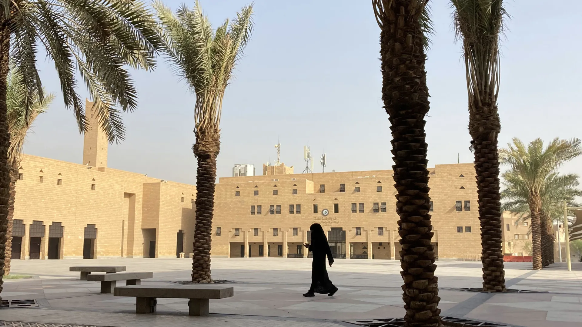 
                    Arábia Saudita e Paquistão assinam acordo de 