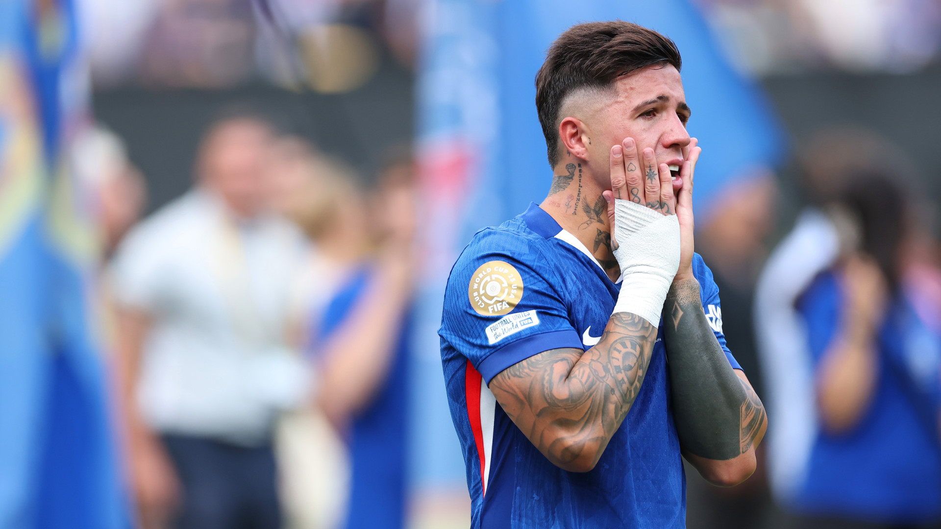 Enzo Fernández desabou em lágrimas após vencer Mundial de Clubes