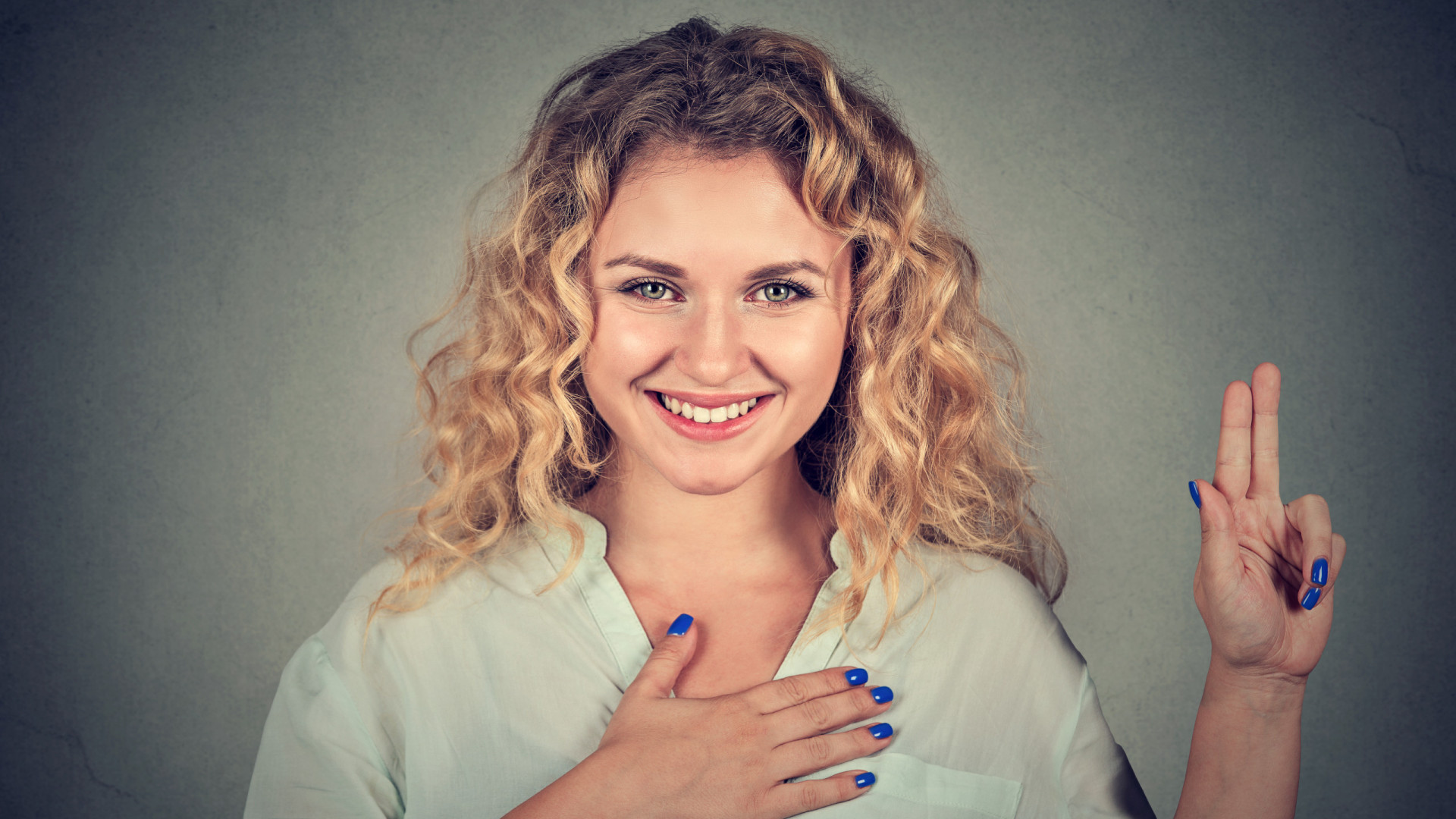 Pessoas honestas são mais atraentes? Especialistas respondem