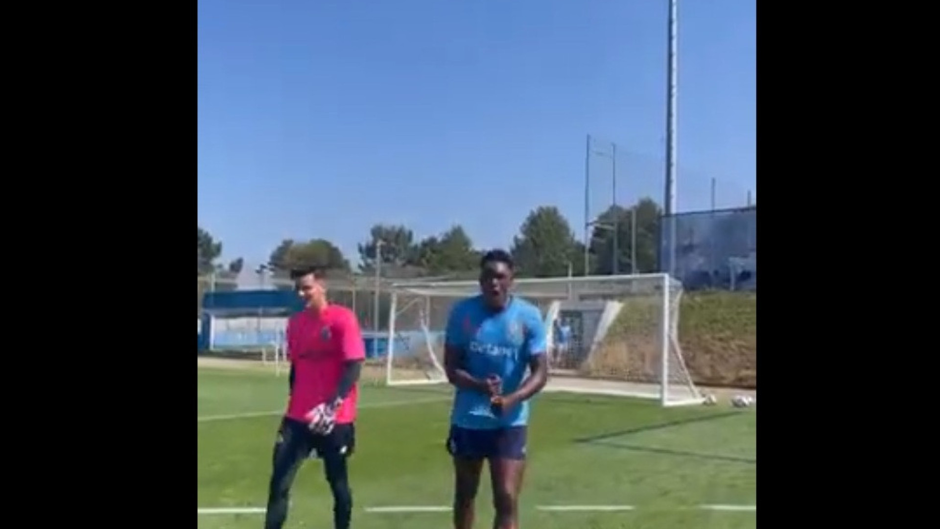 Samu brilhou no treino do FC Porto e esta eufórica reação diz tudo