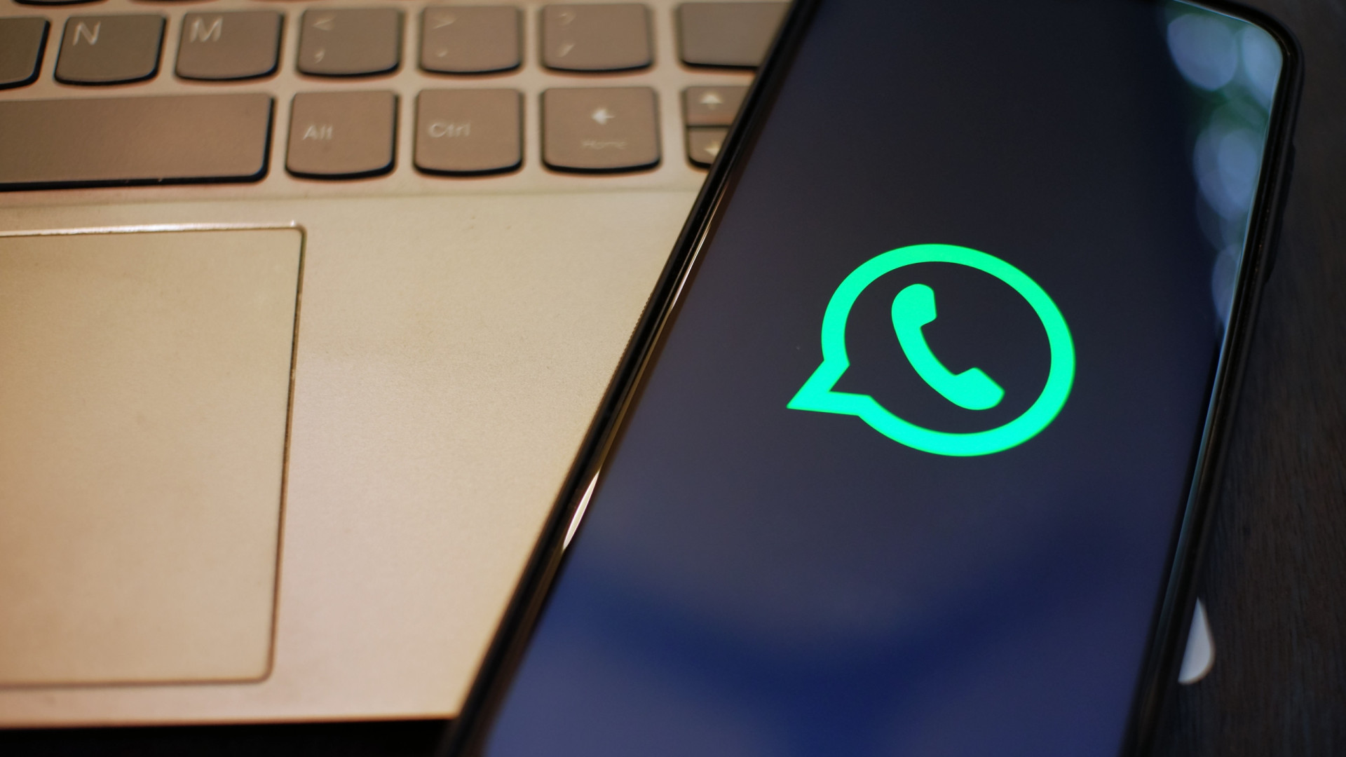 Usa o WhatsApp no PC? Temos boas e más notícias…