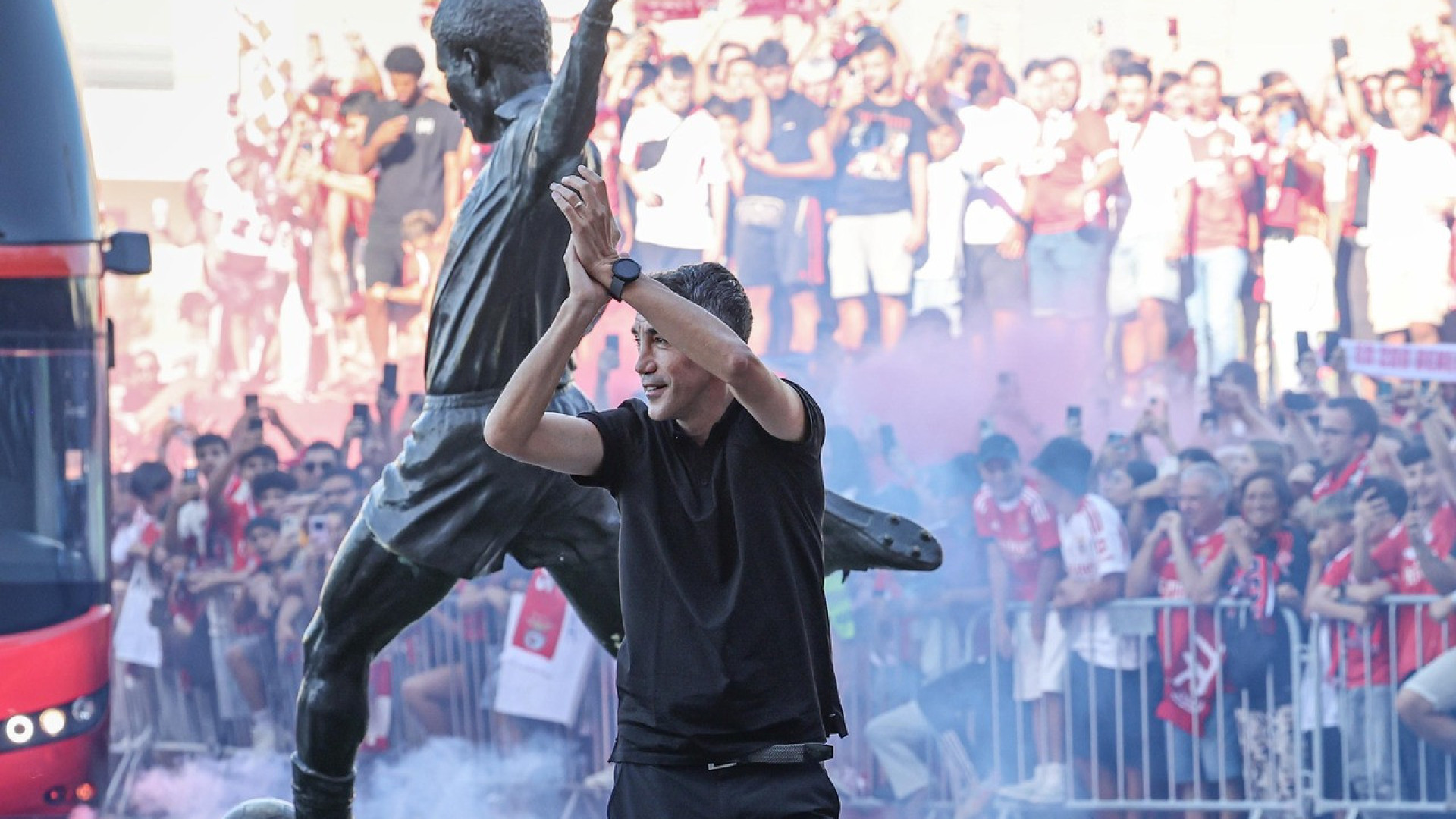 Benfica apresenta-se quatro reforços e um plantel de 31 elementos