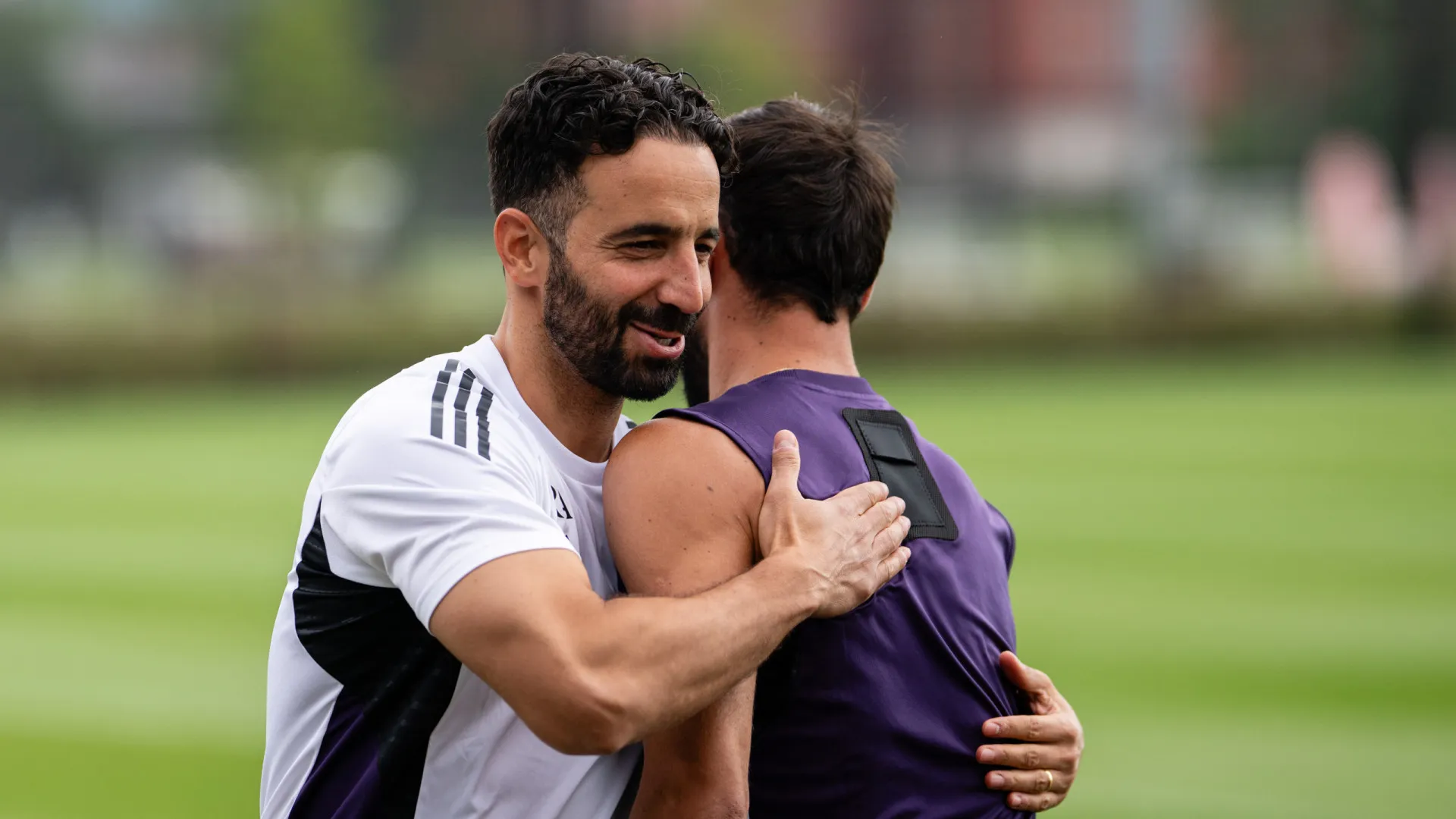 
                    Bruno Fernandes em risco com a revolução de Amorim no Manchester United
                