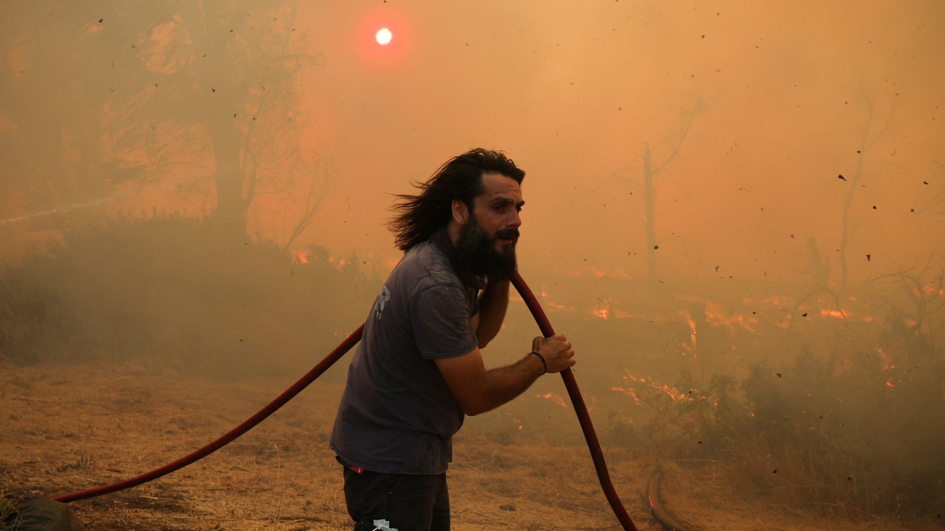 Circulação rodoviária no IC1 em Ermidas-Sado cortada nos dois sentidos