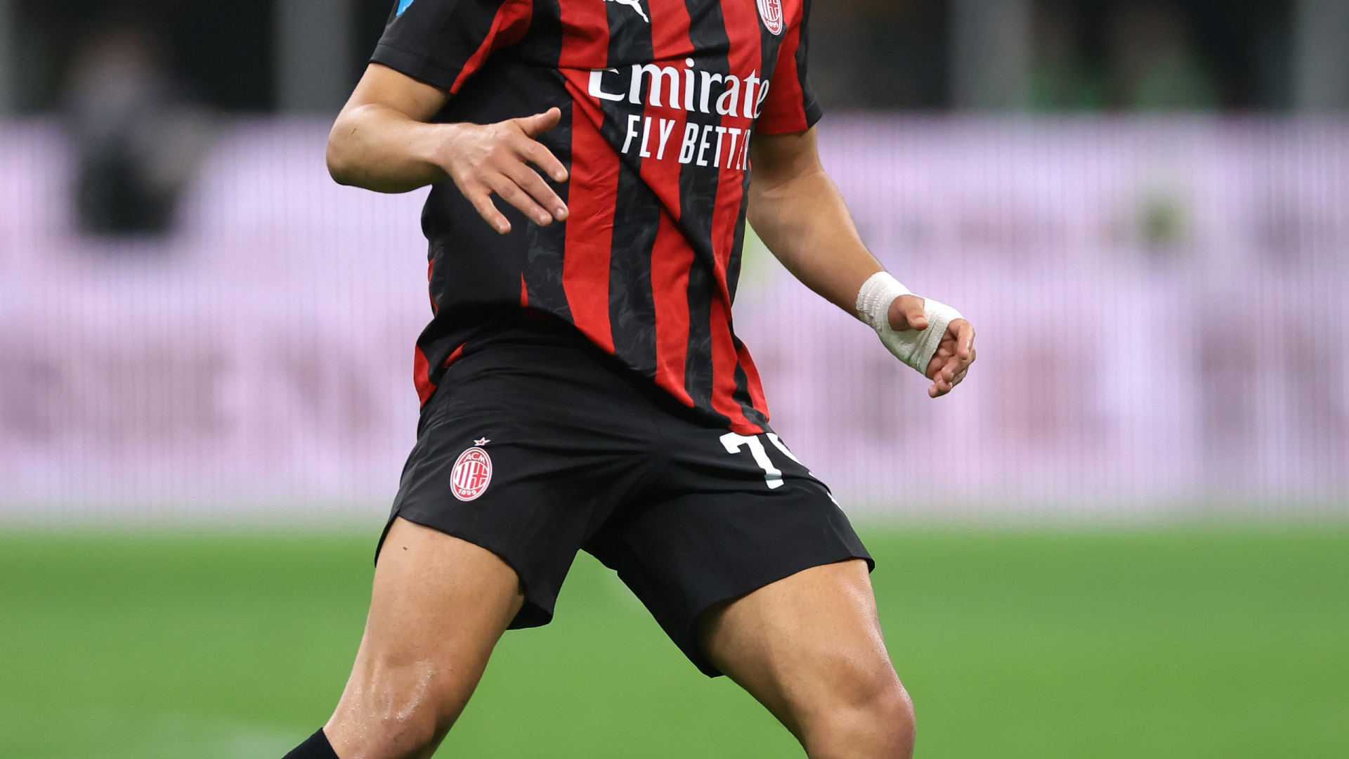 Jen Mendelewitsch arrasa João Félix: 