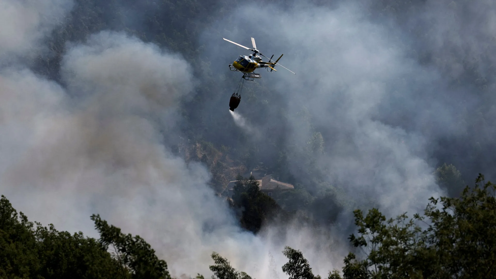
                    Incêndios. Primeiro novo helicóptero da UE está operacional este verão
                