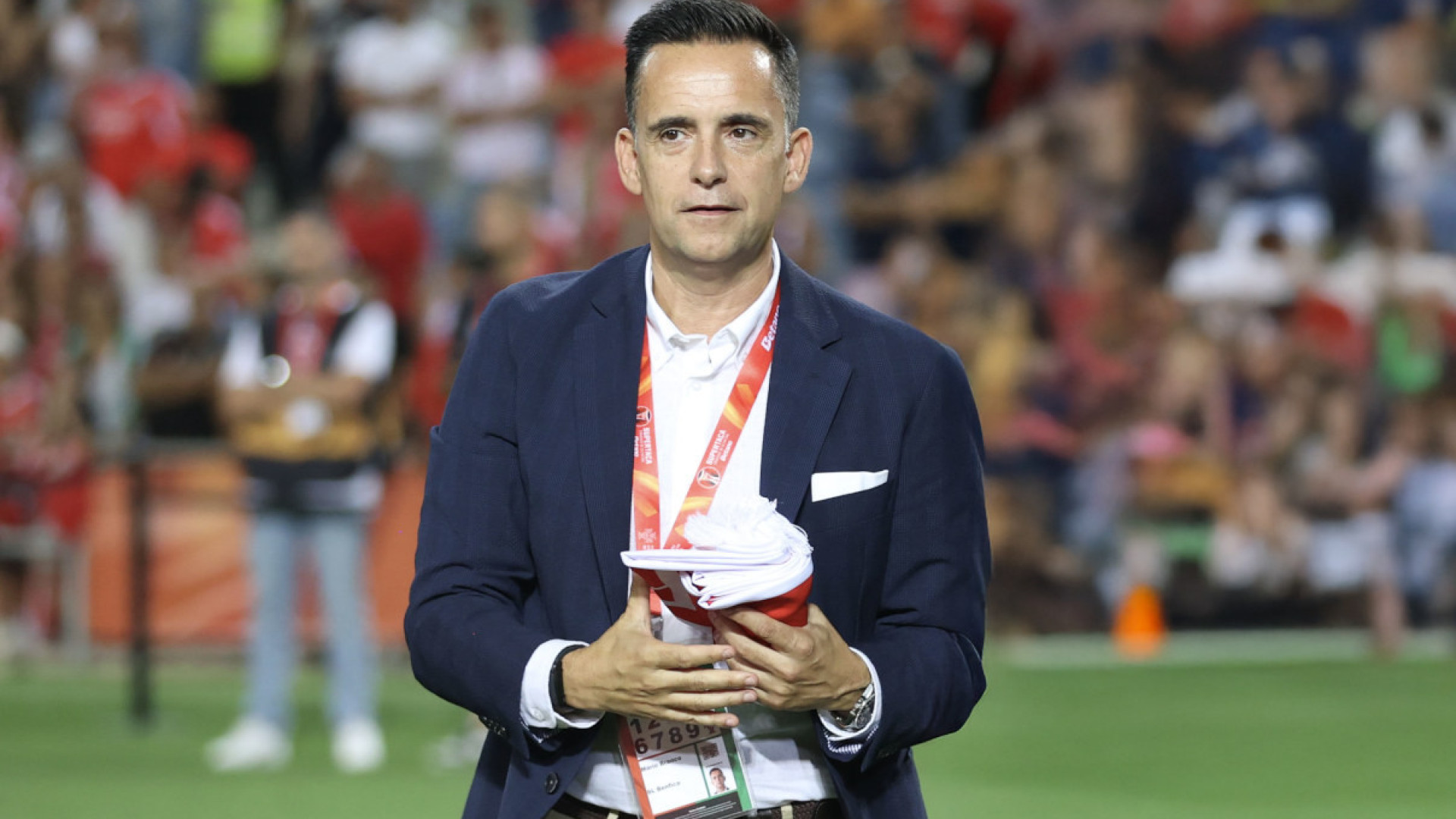 Mário Branco 'alerta' adeptos do Benfica na Champions: "Em teoria..."
