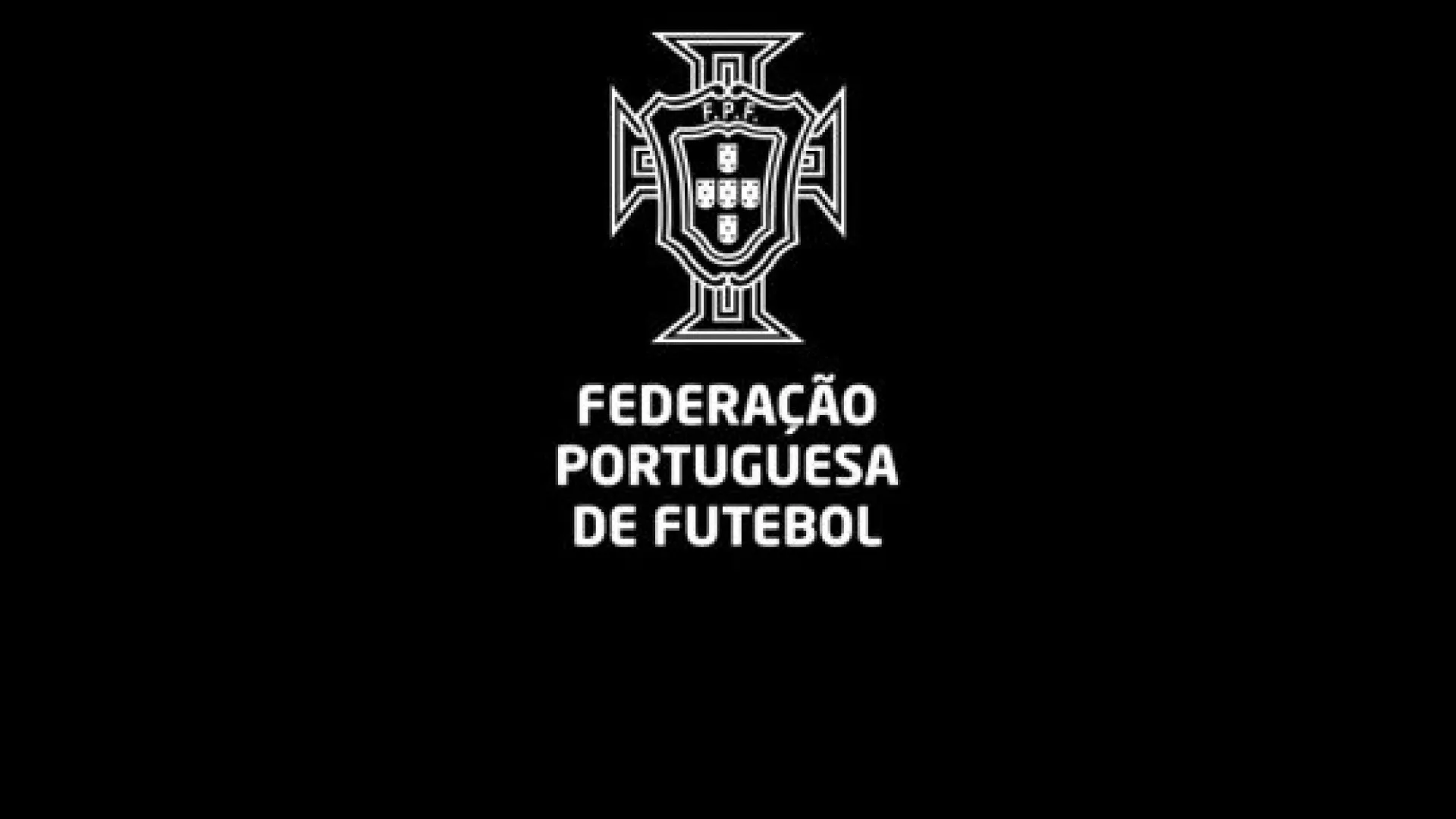 FPF decreta minuto de silêncio em memória de António Lobo Antunes