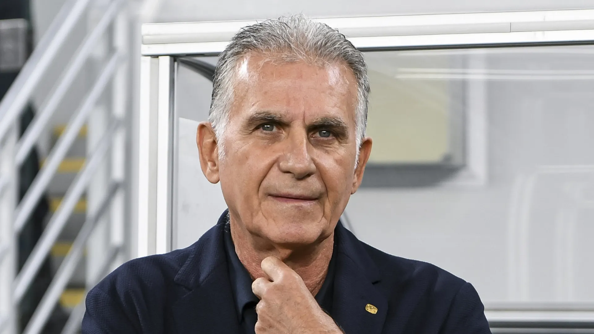 Carlos Queiroz deixa Omã devido à guerra e é substituído por ex-FC Porto