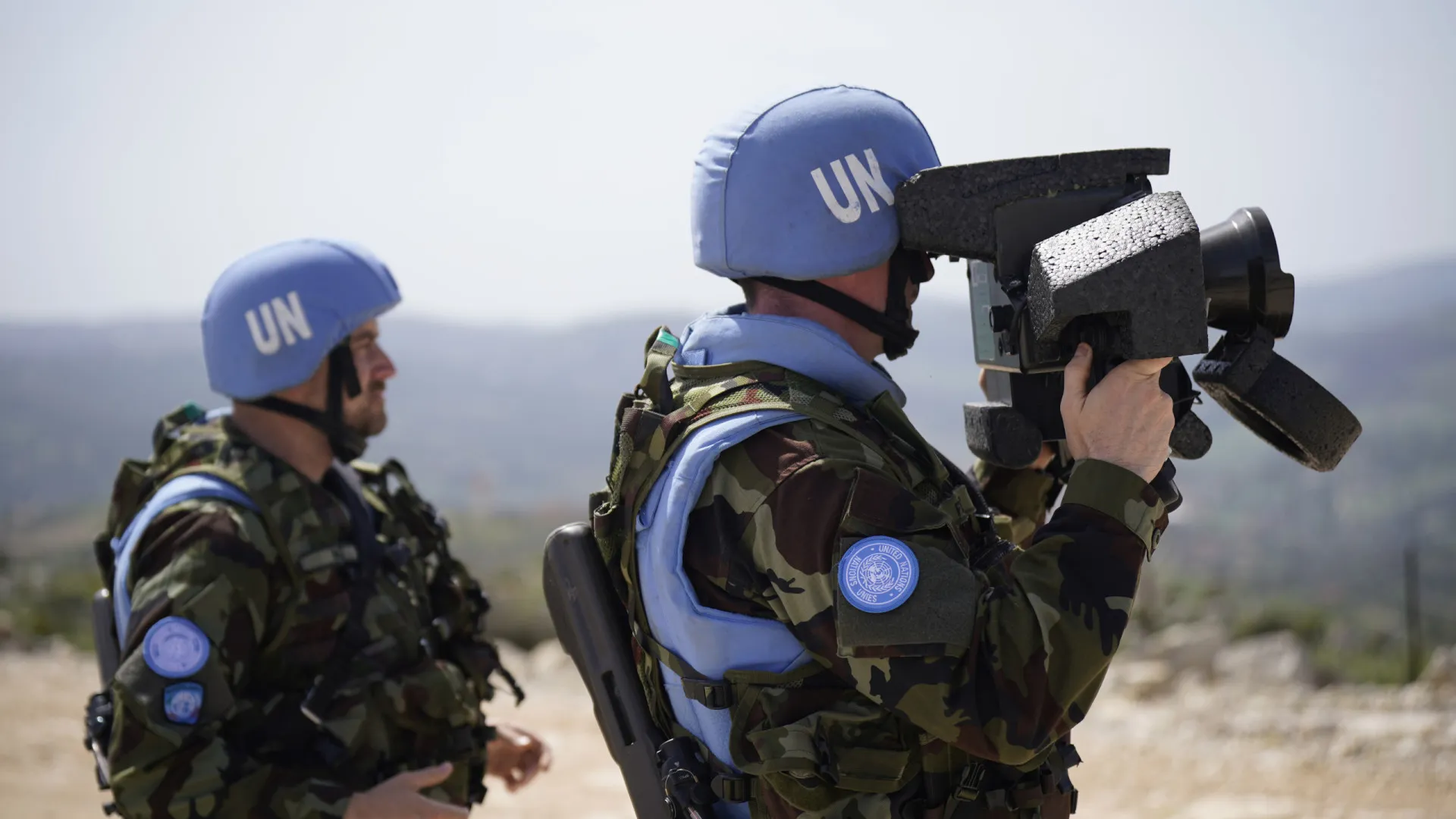 
                    Soldado da paz morto em explosão de projétil no sul do Líbano
                