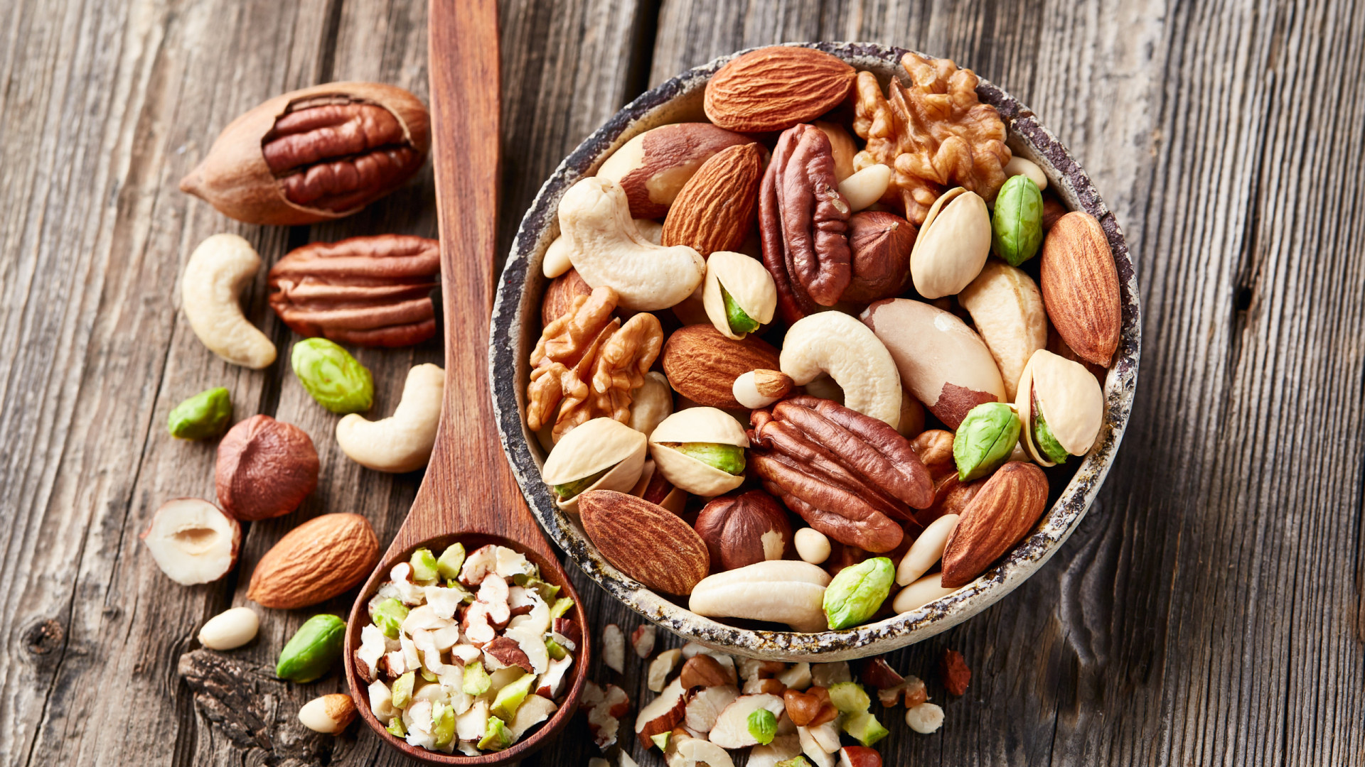 Seis frutos secos e sementes que têm mais proteína do que um ovo
