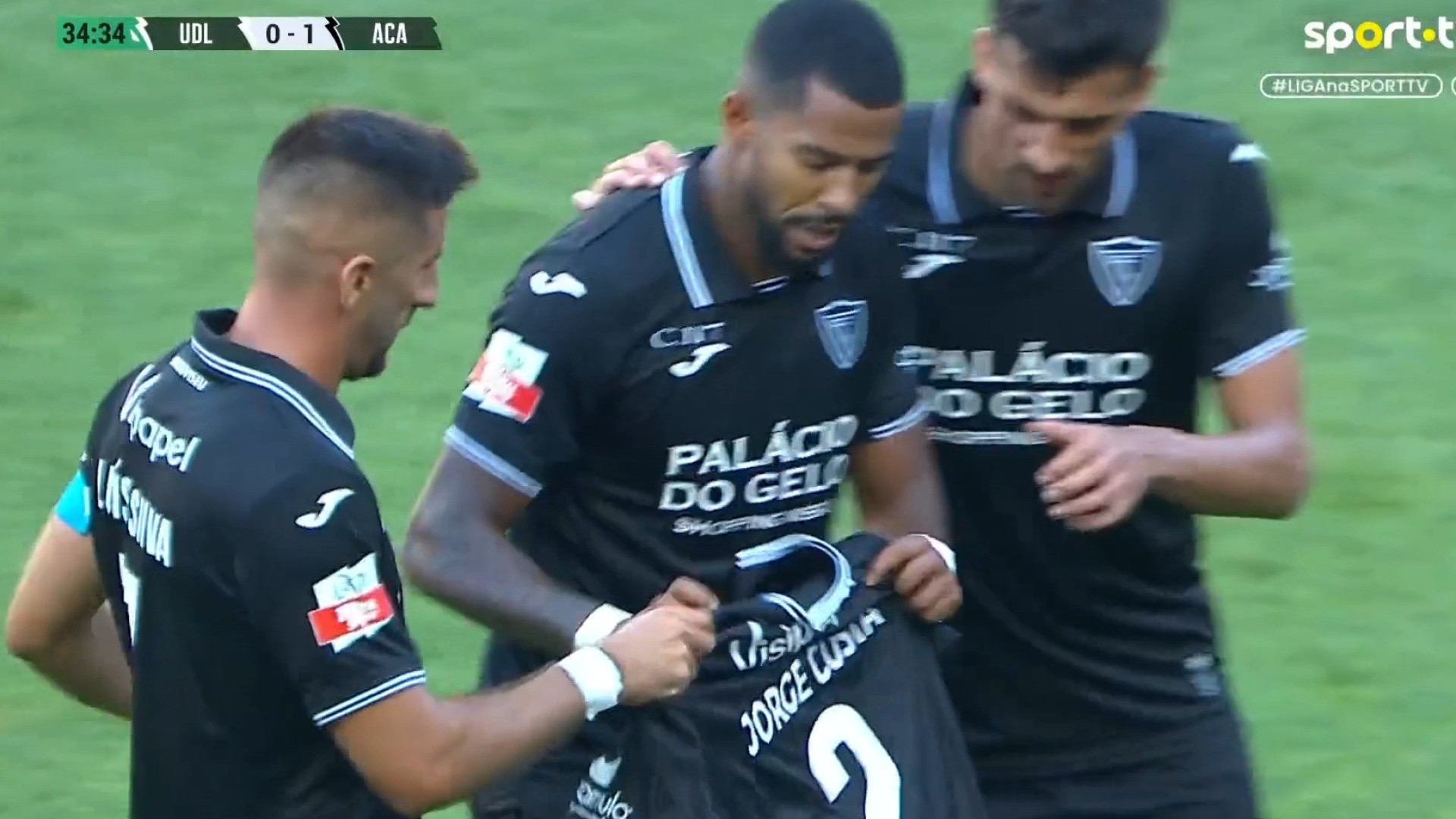 André Clóvis marca em Leiria e dedica golo a Jorge Costa