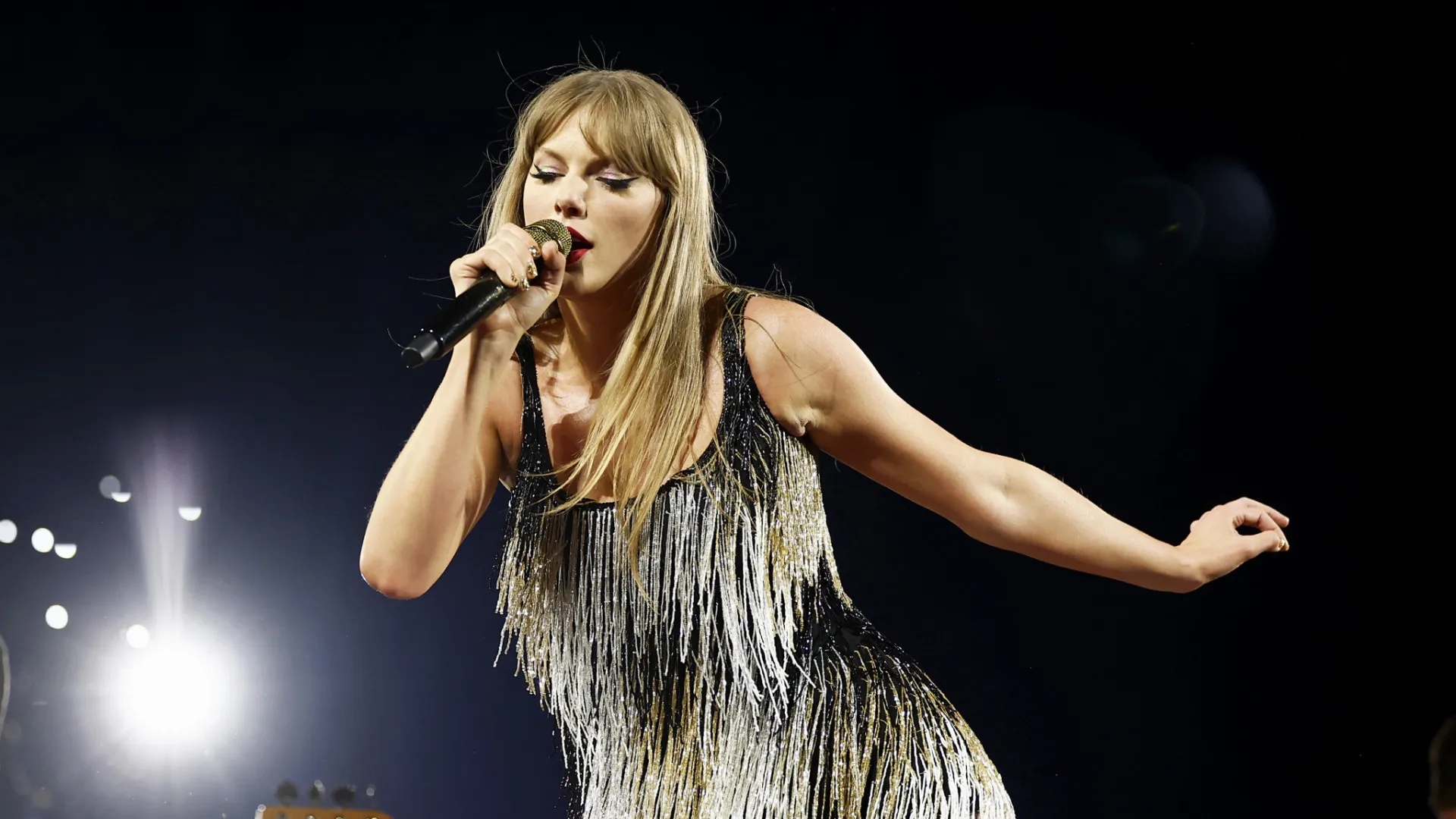 Meta autorizou 'bots' de IA baseados em celebridades como Taylor Swift