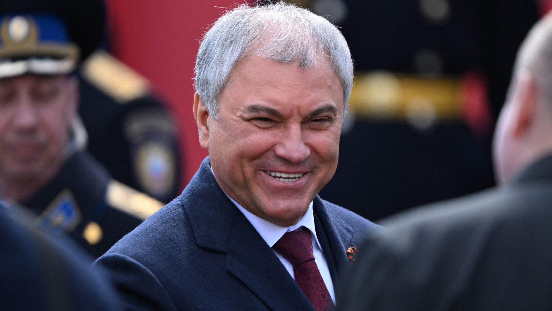 Presidente da Duma agradece em Pyongyang ajuda militar norte-coreana