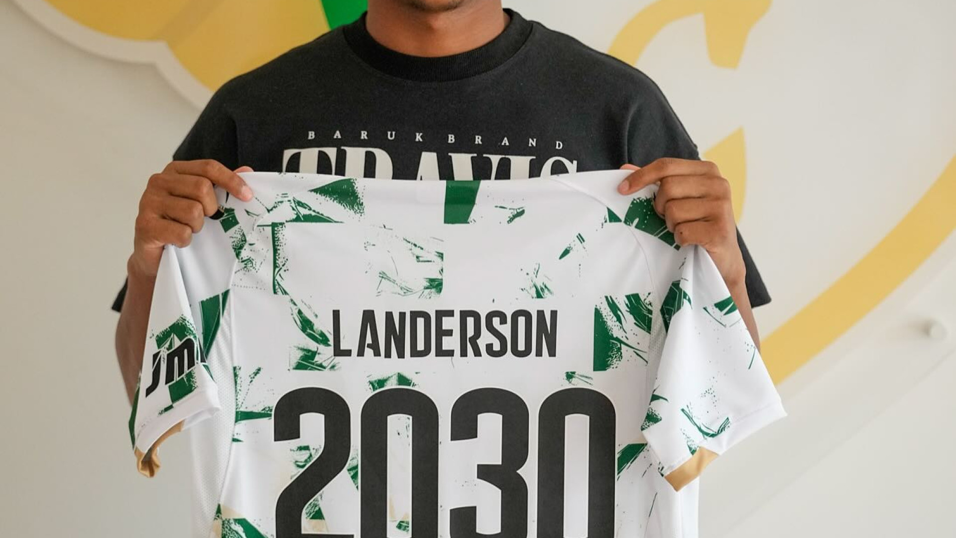 Oficial: Avançado brasileiro Landerson reforça Moreirense