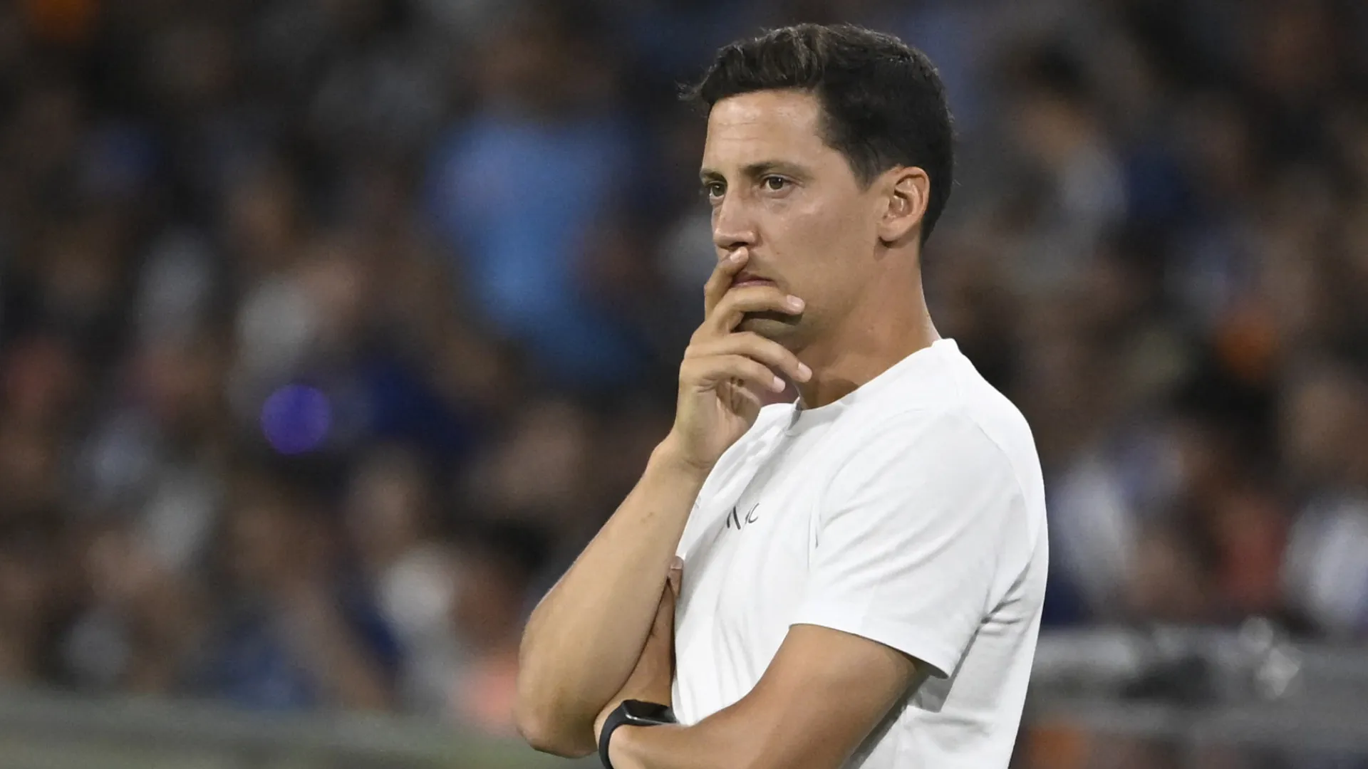 
                    Luís Pinto pede Vitória de 