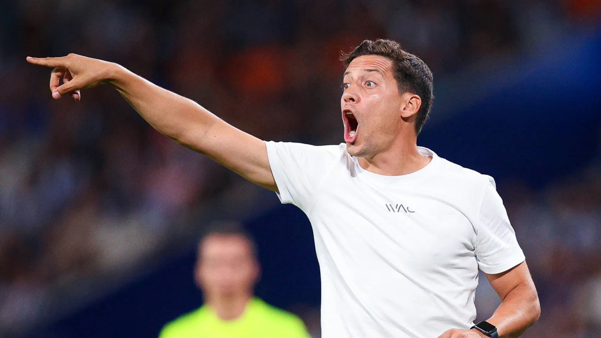 Luís Pinto avisa Vitória SC: