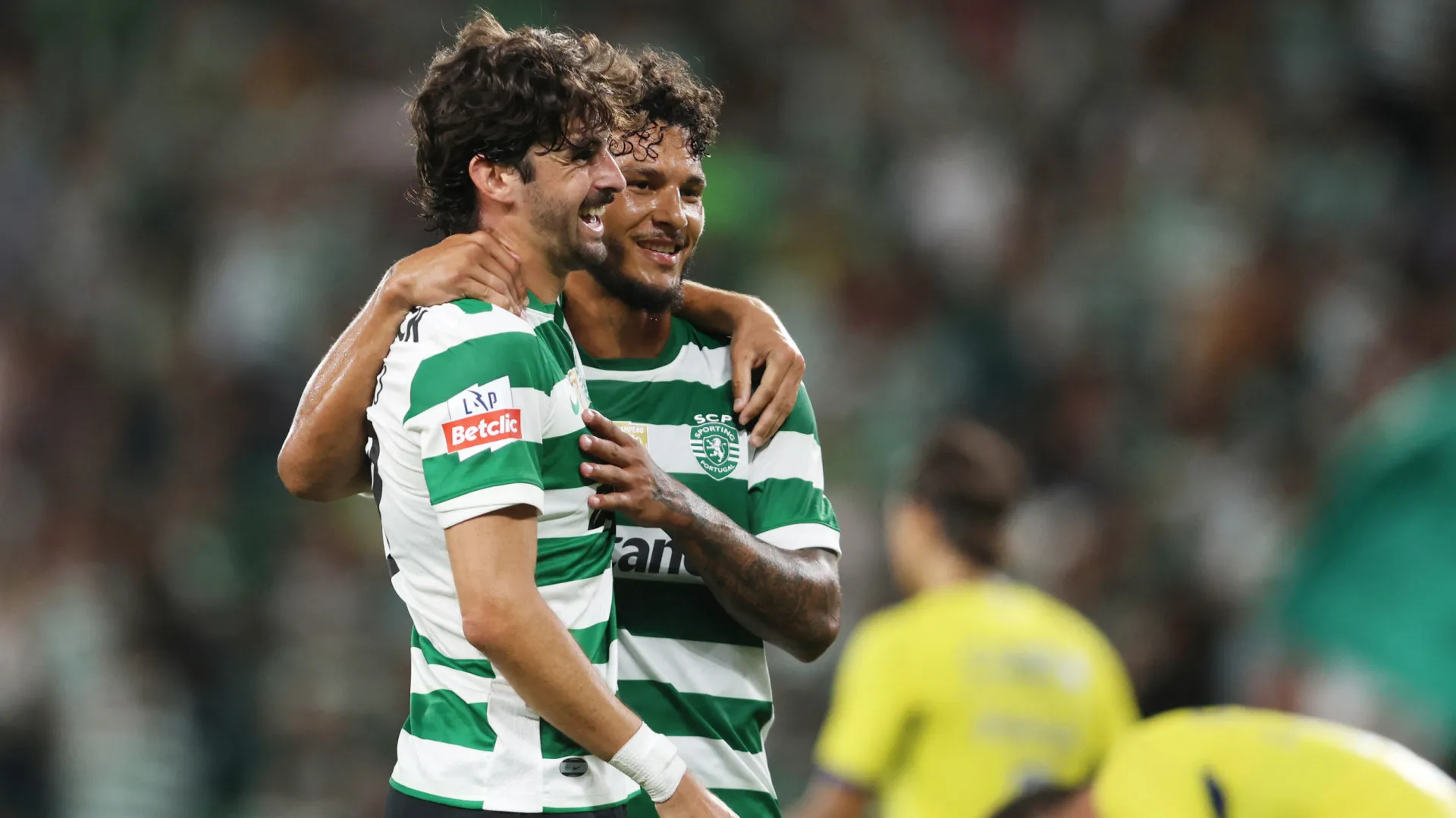 
                    Arábia atenta a Suárez e Trincão para atrapalhar Sporting no verão
                