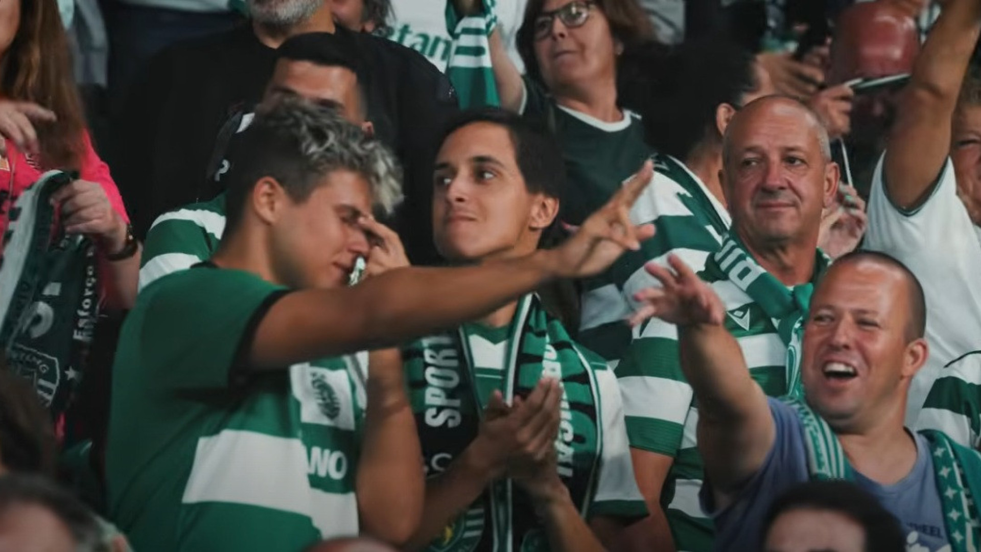 Festejo de Ricardo Mangas já conquista Alvalade e o Sporting mostra tudo
