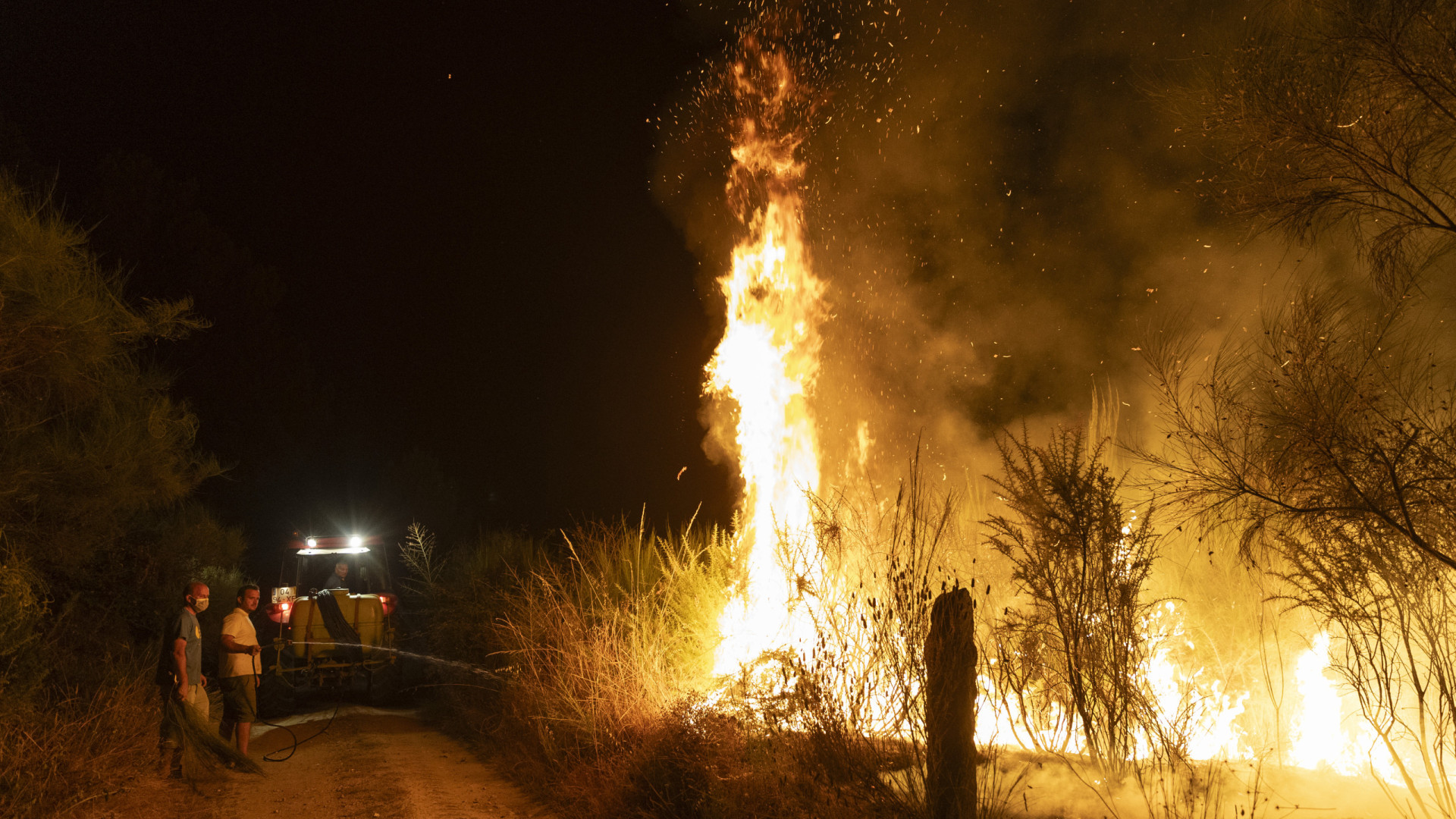 Mulher detida por suspeita de atear incêndio no Marco de Canaveses