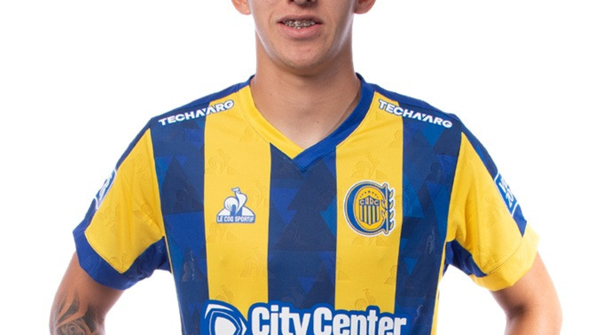 Susto na Argentina. Colega de Di Maria embateu contra um camião