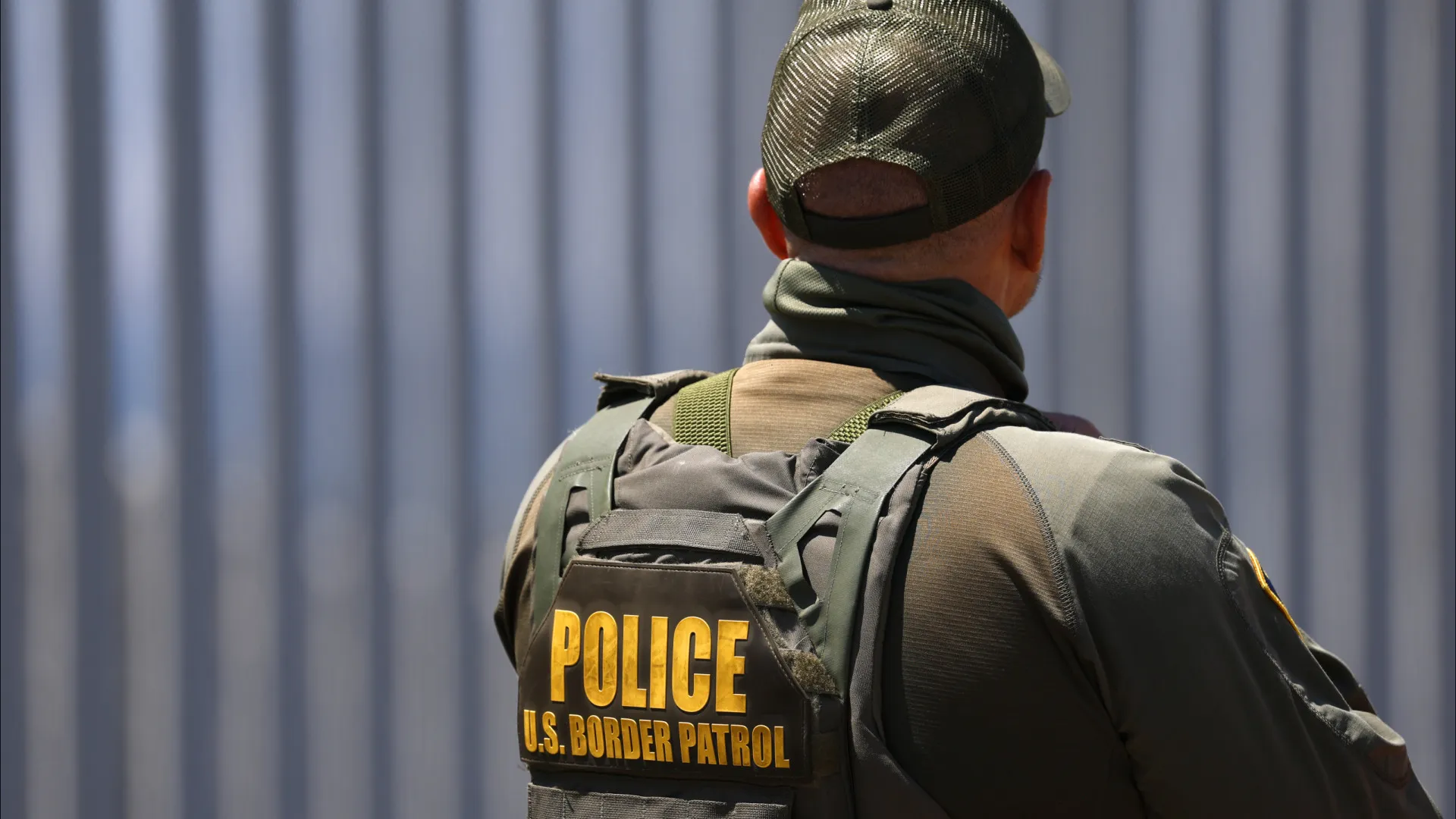 
                    Operações de imigração em grande escala regressarão a Los Angeles
                