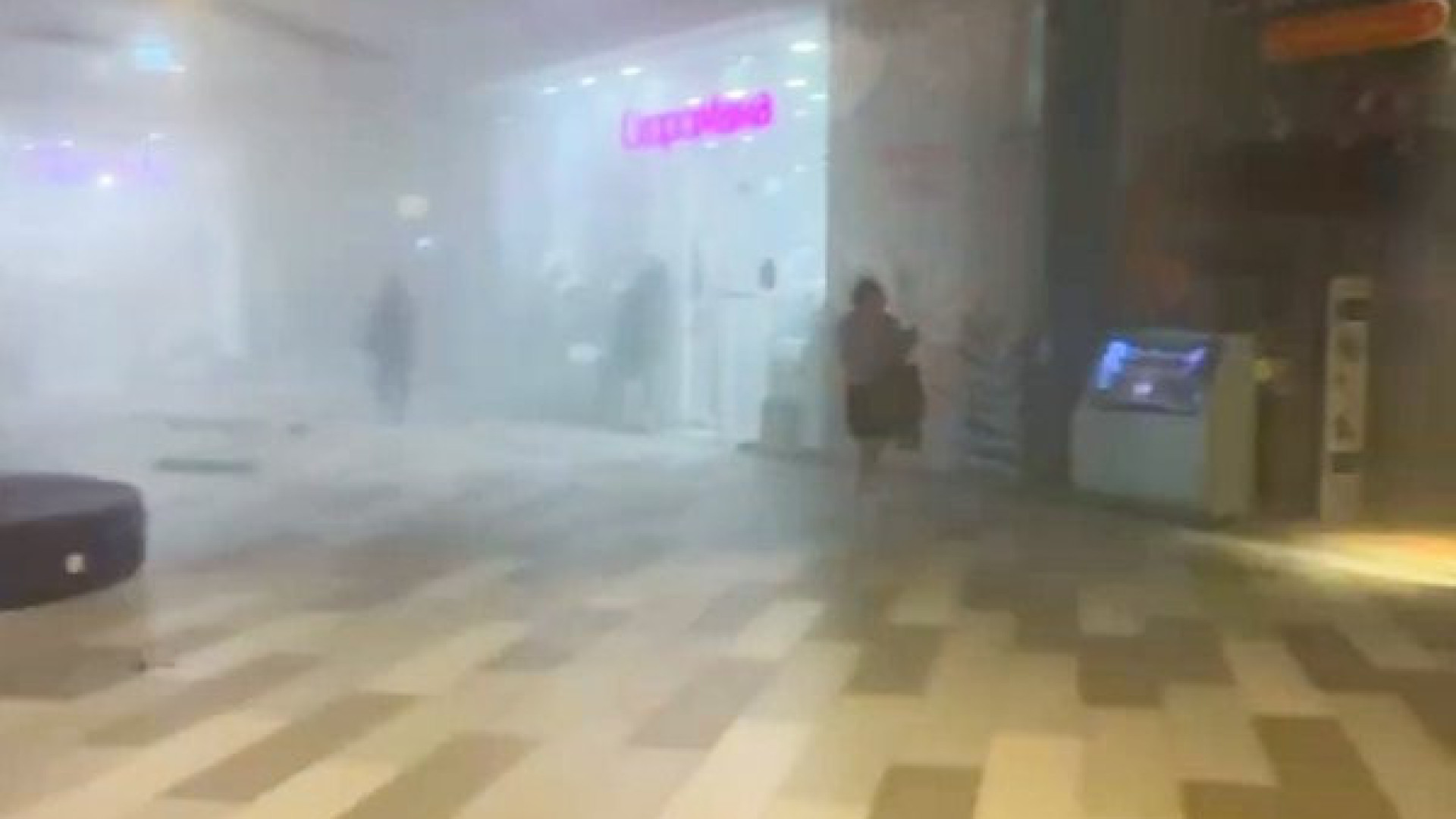 Loja de brinquedos explode em Moscovo: Há, pelo menos, um morto