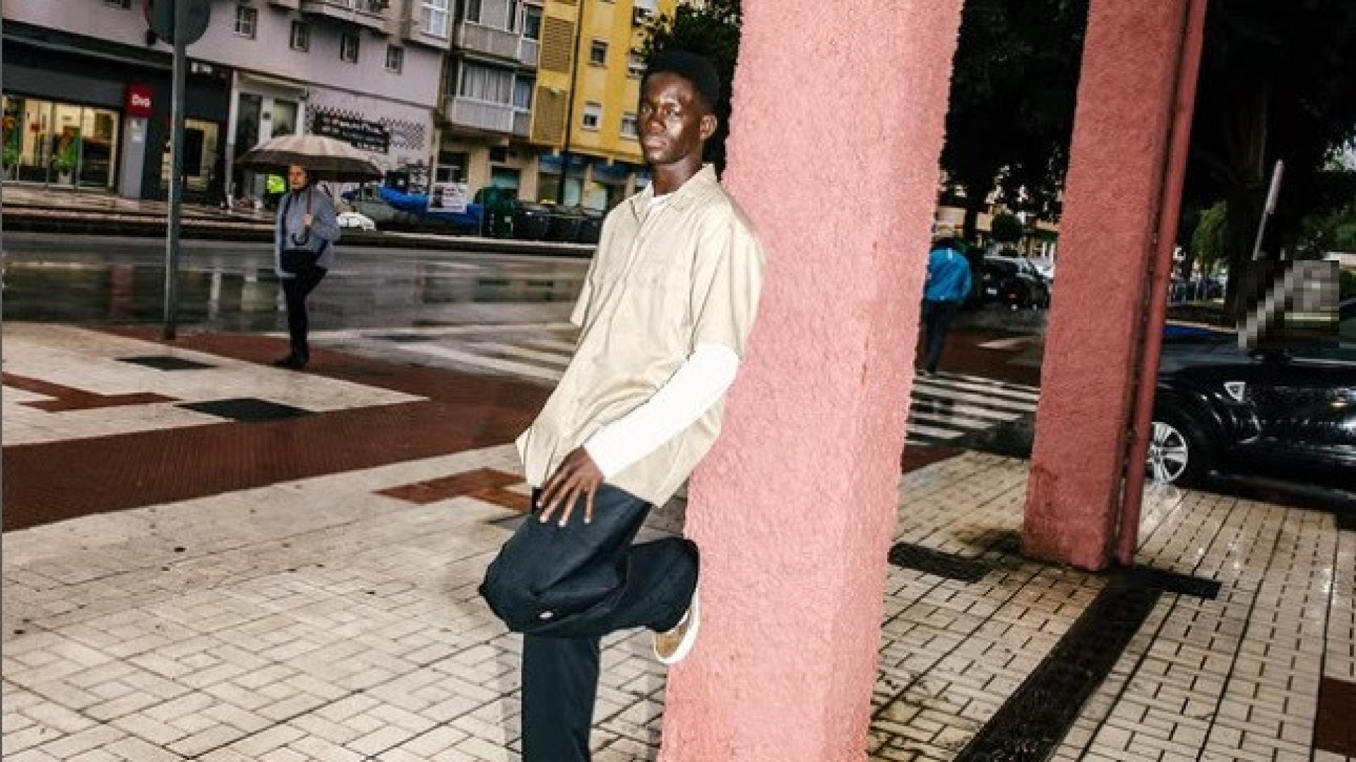 Saiu do Senegal em busca de 2.ª vida. Foi de vendedor ambulante a modelo 