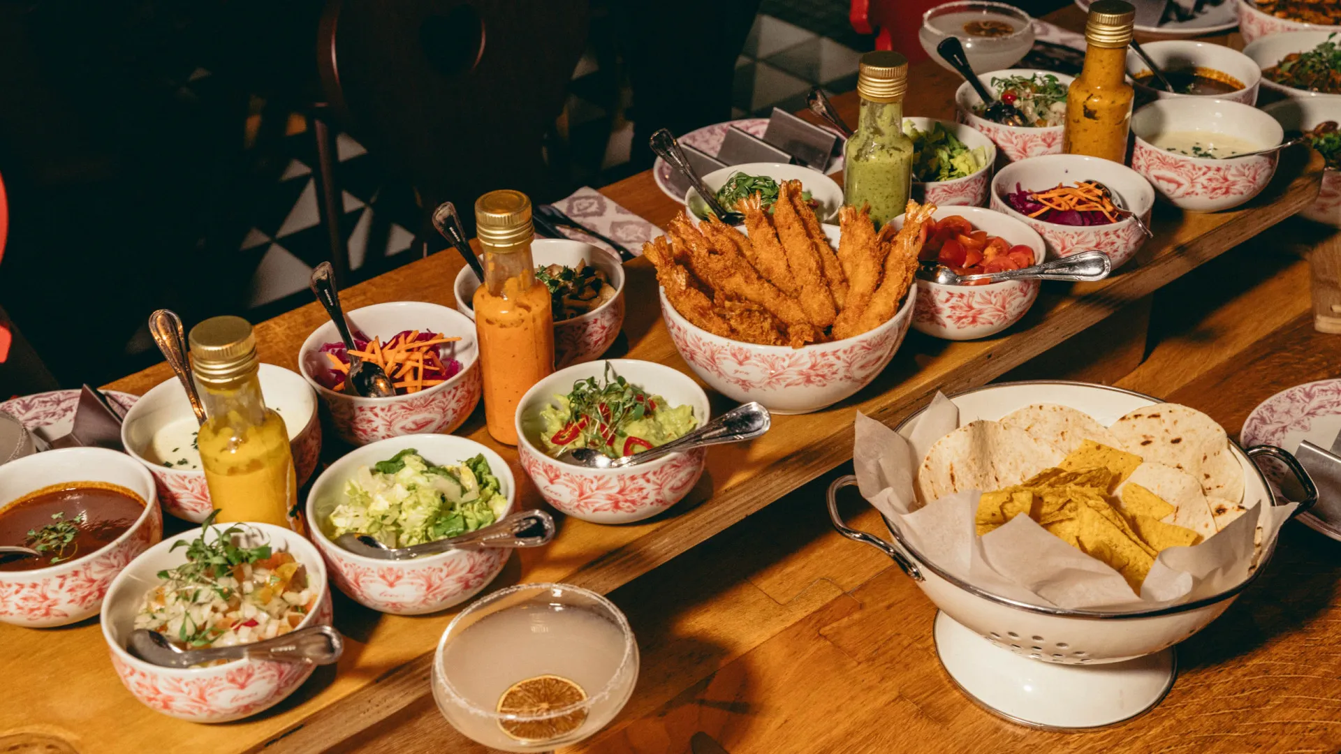 Mama Shelter: Pegue nos amigos e vá experimentar o novo menu de grupos