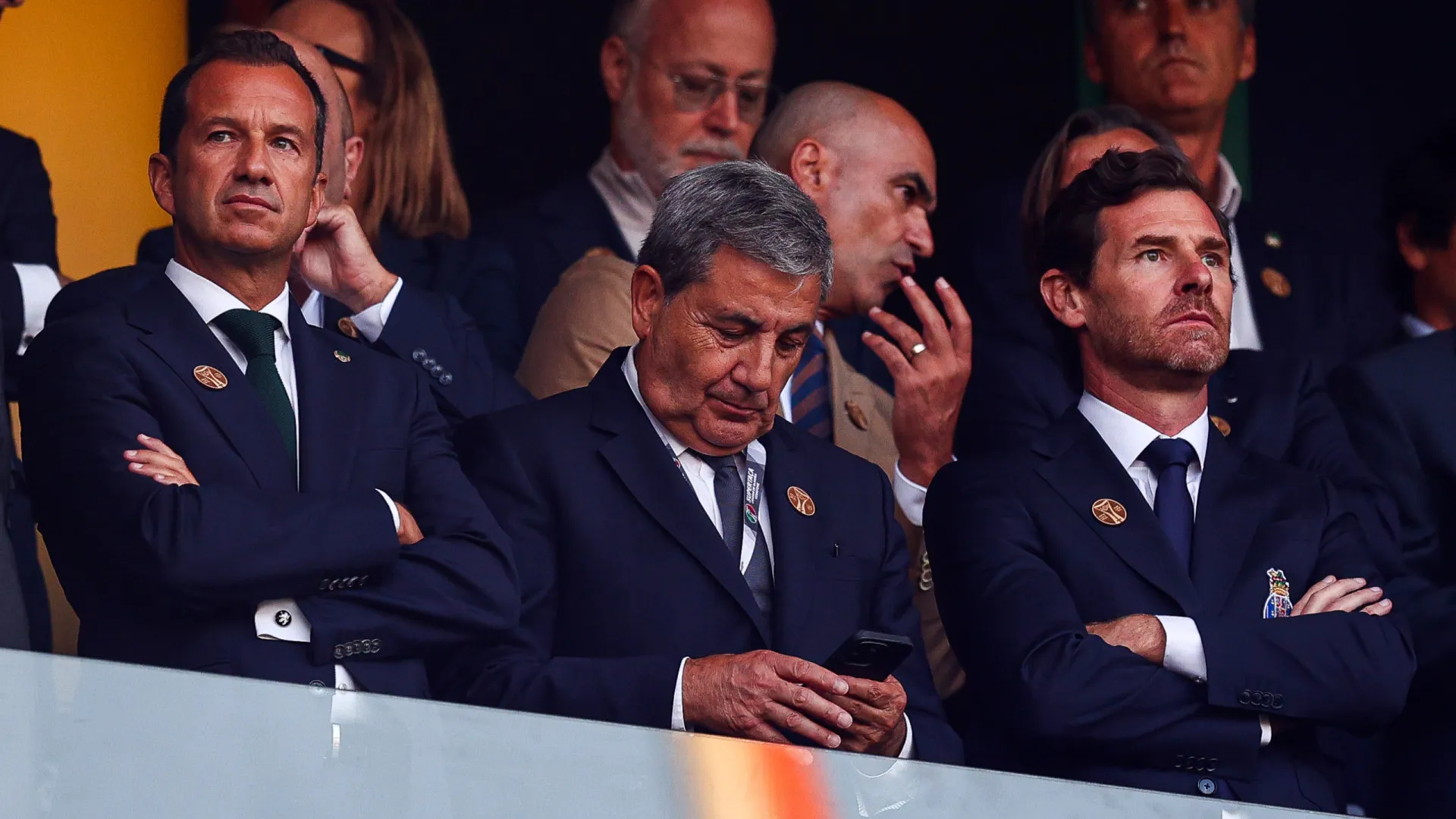 
                    FC Porto reage às palavras de Varandas: 