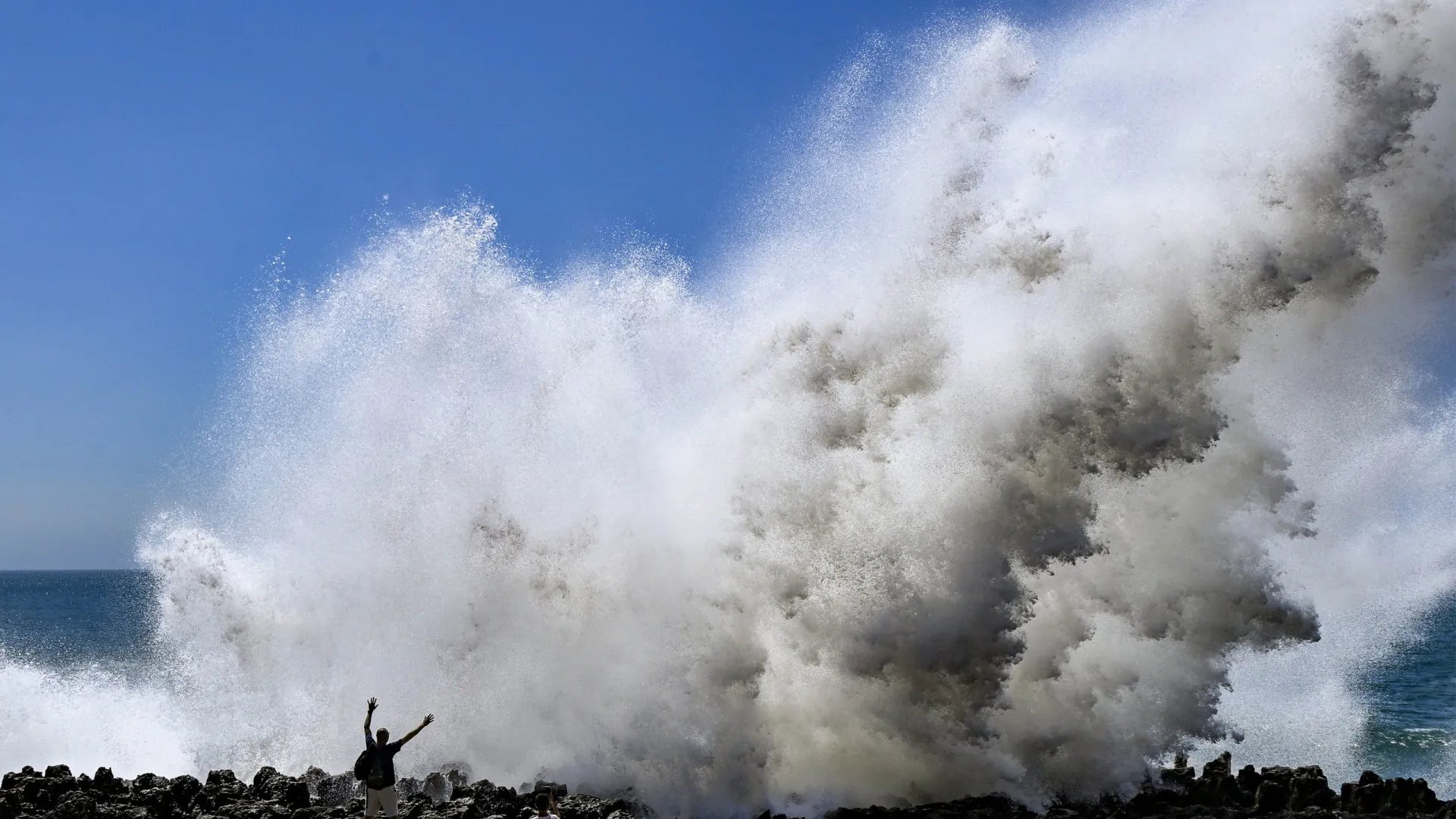 Capitania do Funchal prolonga aviso de vento e agitação marítima fortes