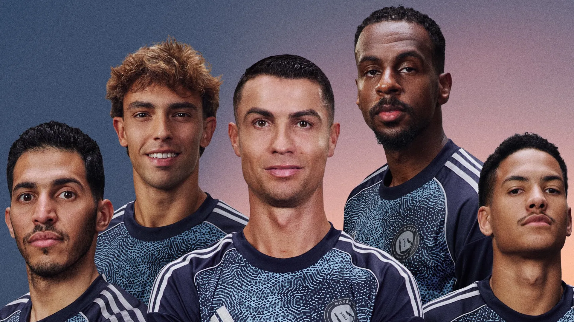 
                    Revelada a nova 'pele' de Cristiano Ronaldo e João Félix no Al Nassr
                