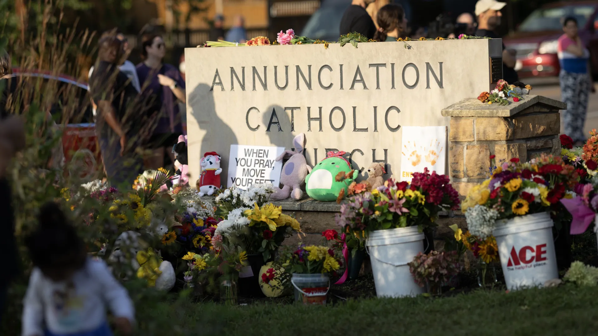 
                    Mãe de atiradora de Minneapolis não está a cooperar com as autoridades
                