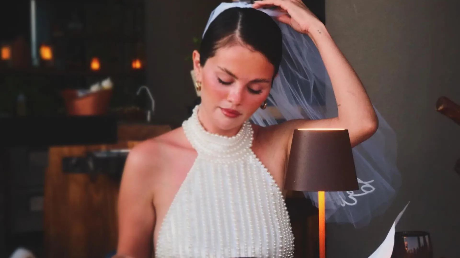 Festa de arromba! Selena Gomez mostra as fotos da despedida de solteira