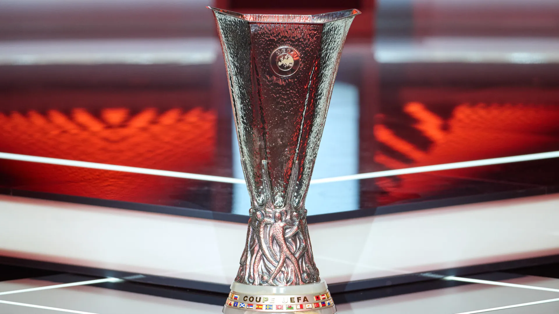 FC Porto e Sp. Braga começam fora o ataque aos 'quartos' da Liga Europa