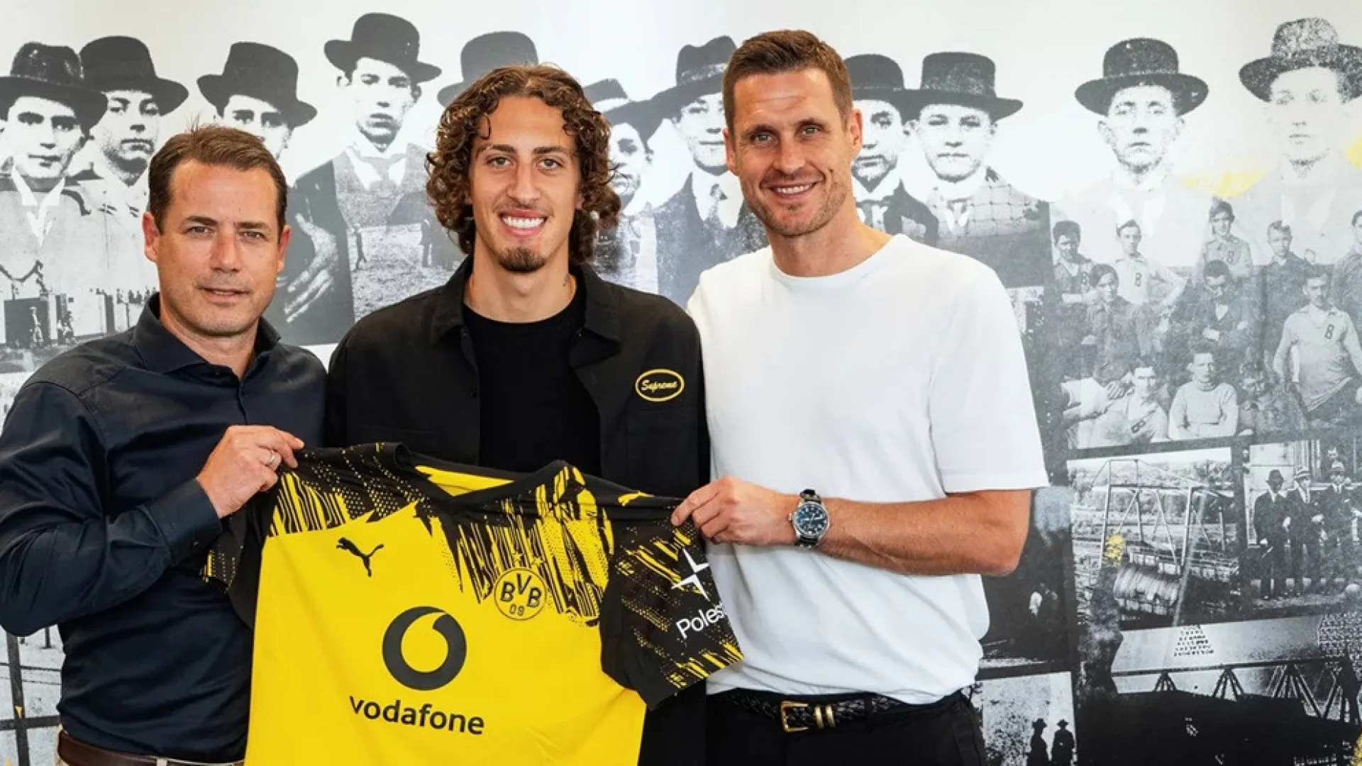 
                    Oficial: Fábio Silva confirmado no Borussia Dortmund
                