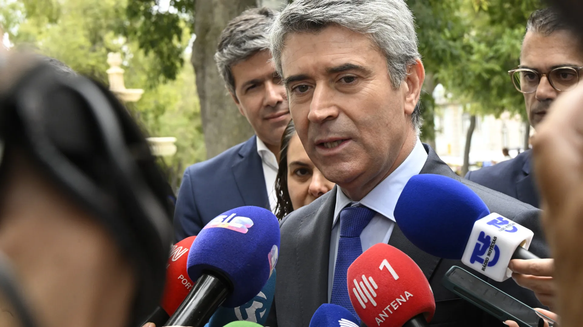 
                    Autárquicas: Carneiro diz que PS combaterá sempre a demagogia e populismo
                