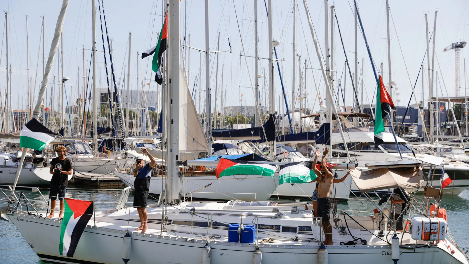 Personalidades pedem proteção diplomática francesa e belga para flotilha