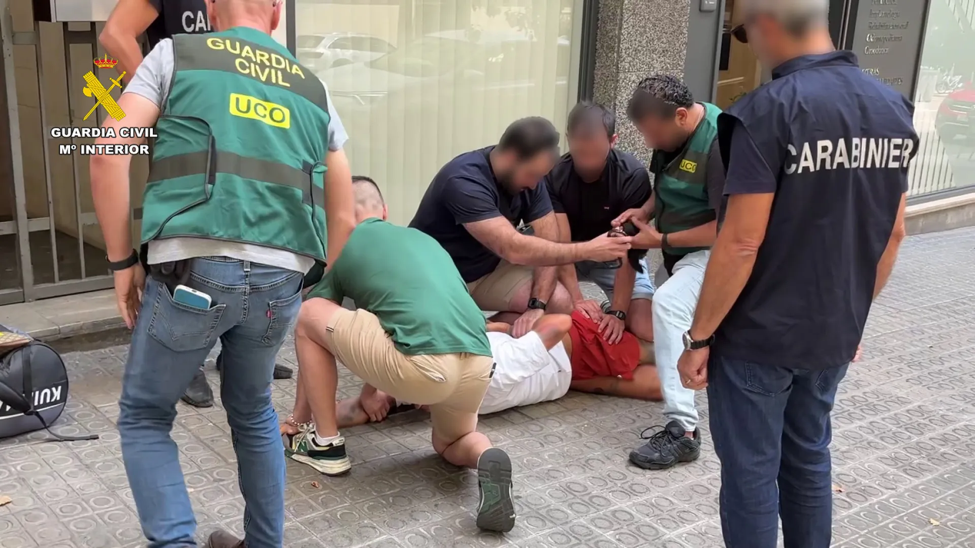 
                    Um dos fugitivos mais perigosos de Itália foi 'apanhado' em Espanha
                