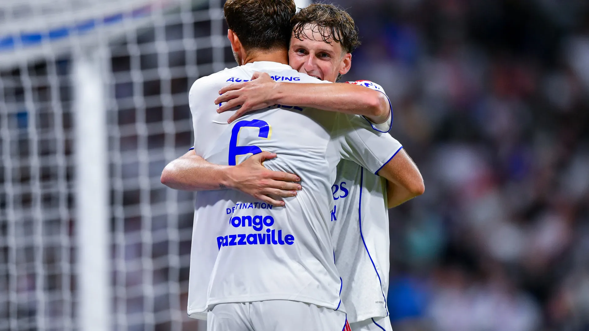 
                    Atenção, Sporting: Marseille perde com Lyon, que acompanha o PSG no topo
                