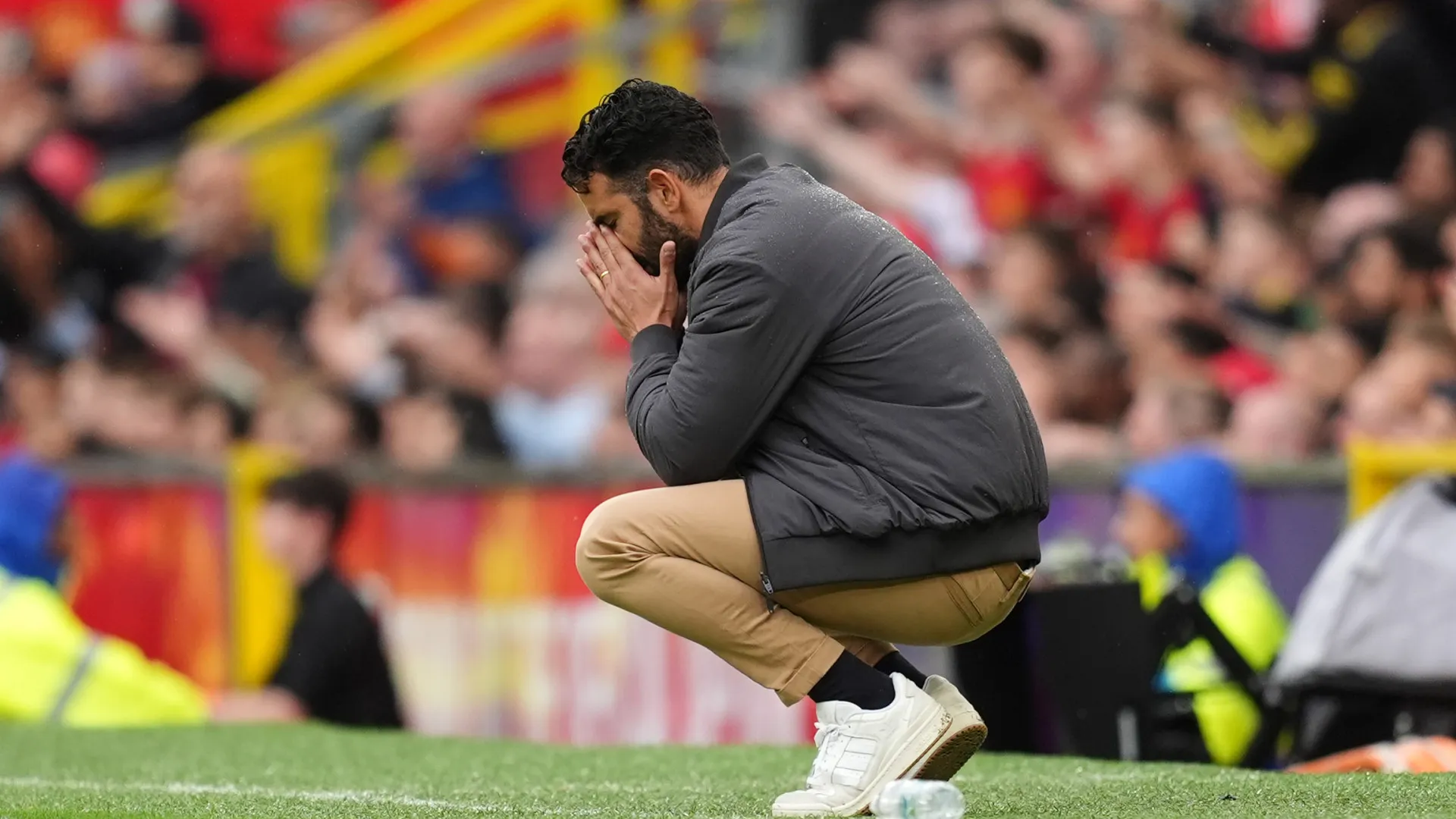 "Tenho pena de Ruben Amorim. Não o vejo a ficar no Manchester United"