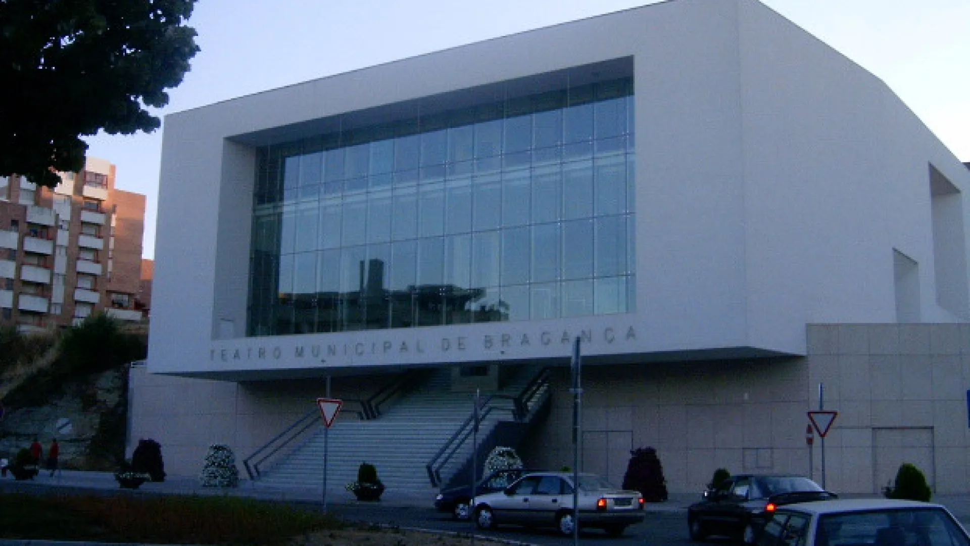 
                    Teatro de Bragança com 38 espetáculos até ao final do ano
                