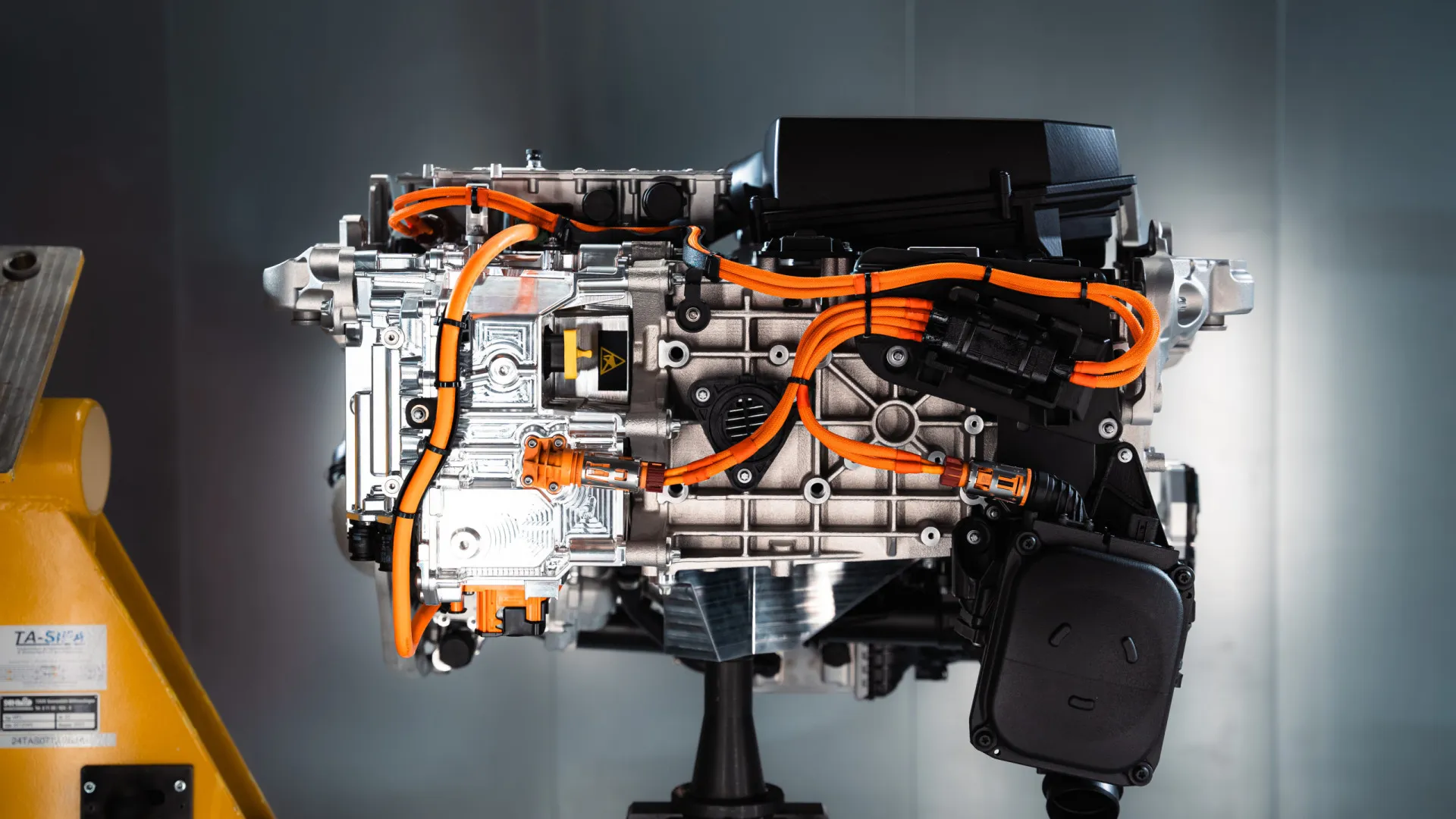 
                    BMW prepara-se para o futuro a hidrogénio. Primeiro modelo em 2028
                