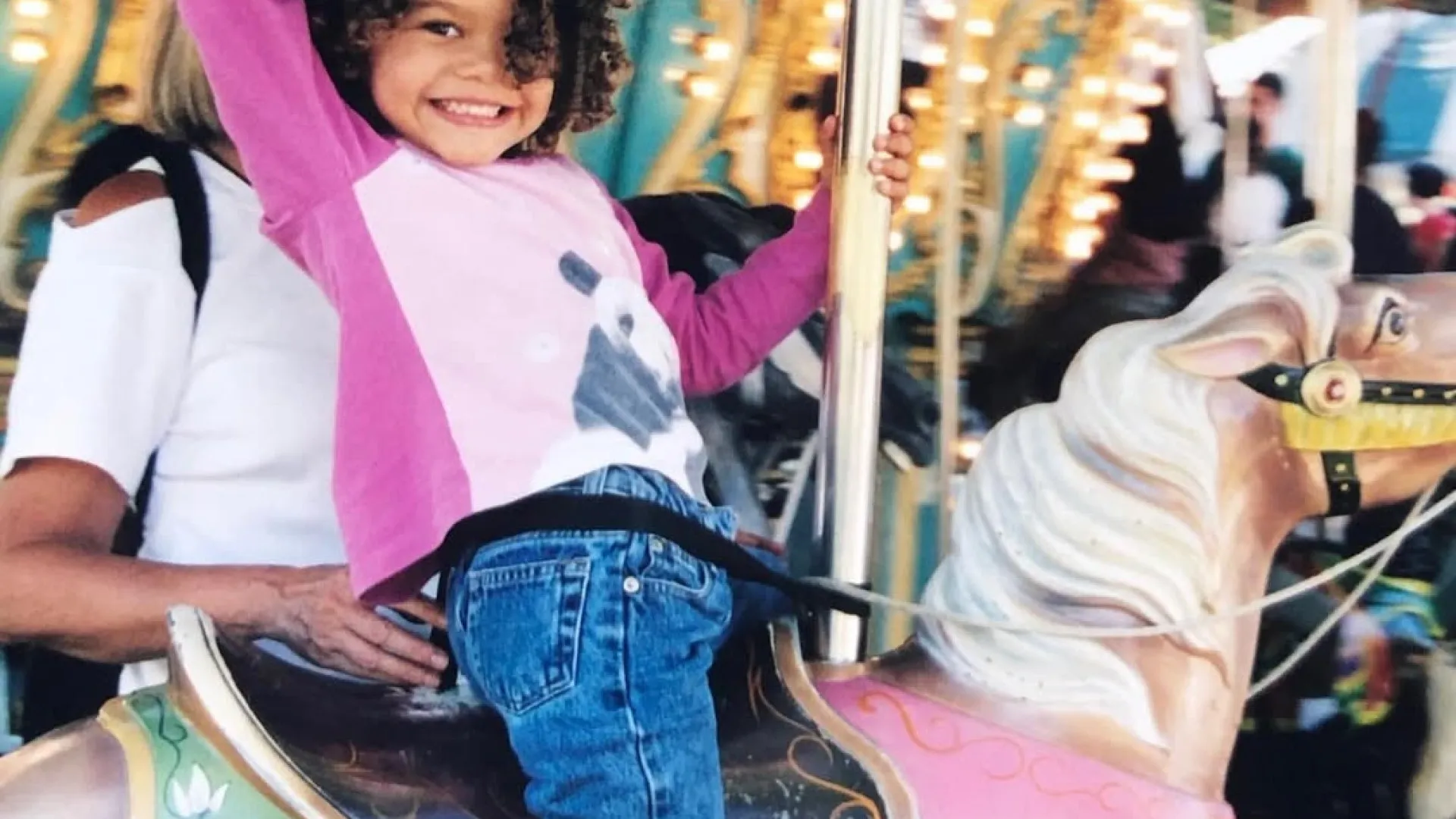 
                    É atriz, estrela de 'Euphoria' e celebrou o seu aniversário. Reconhece-a?
                