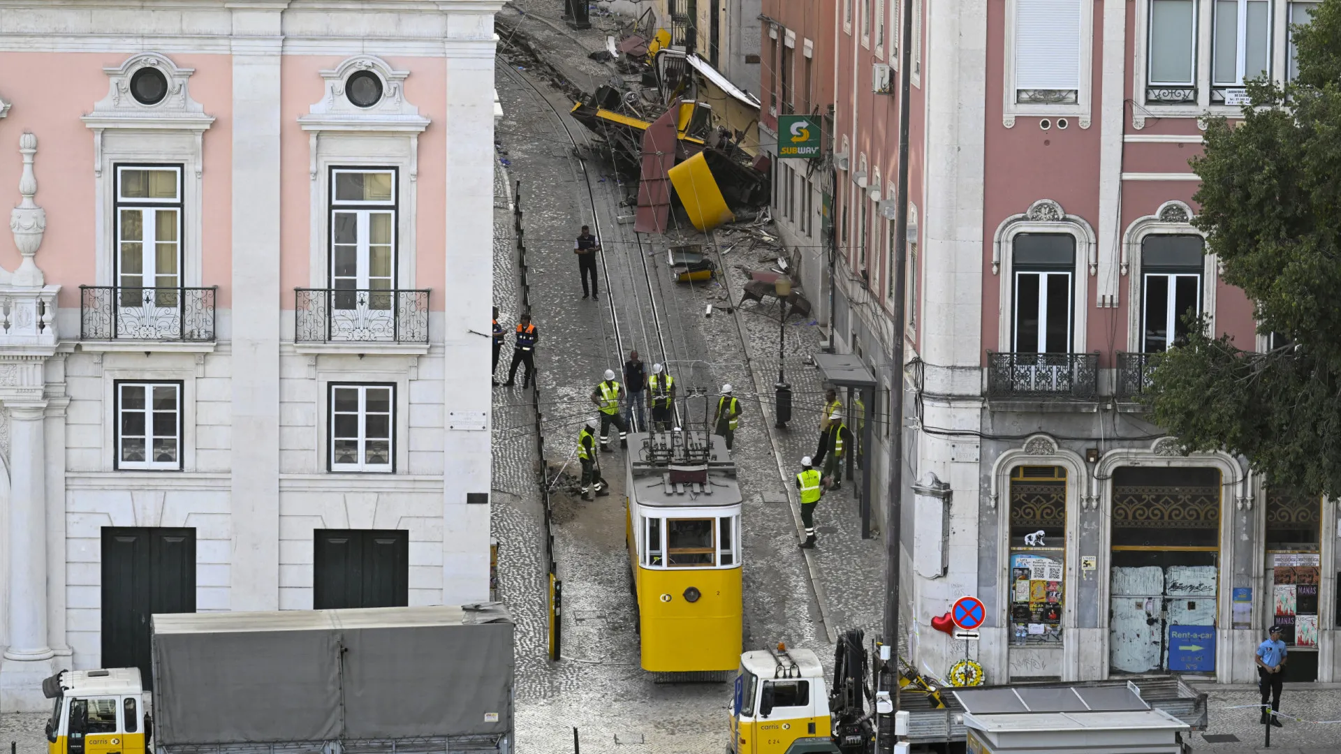 
                    Três meses depois ainda estão em curso vistorias aos ascensores de Lisboa
                