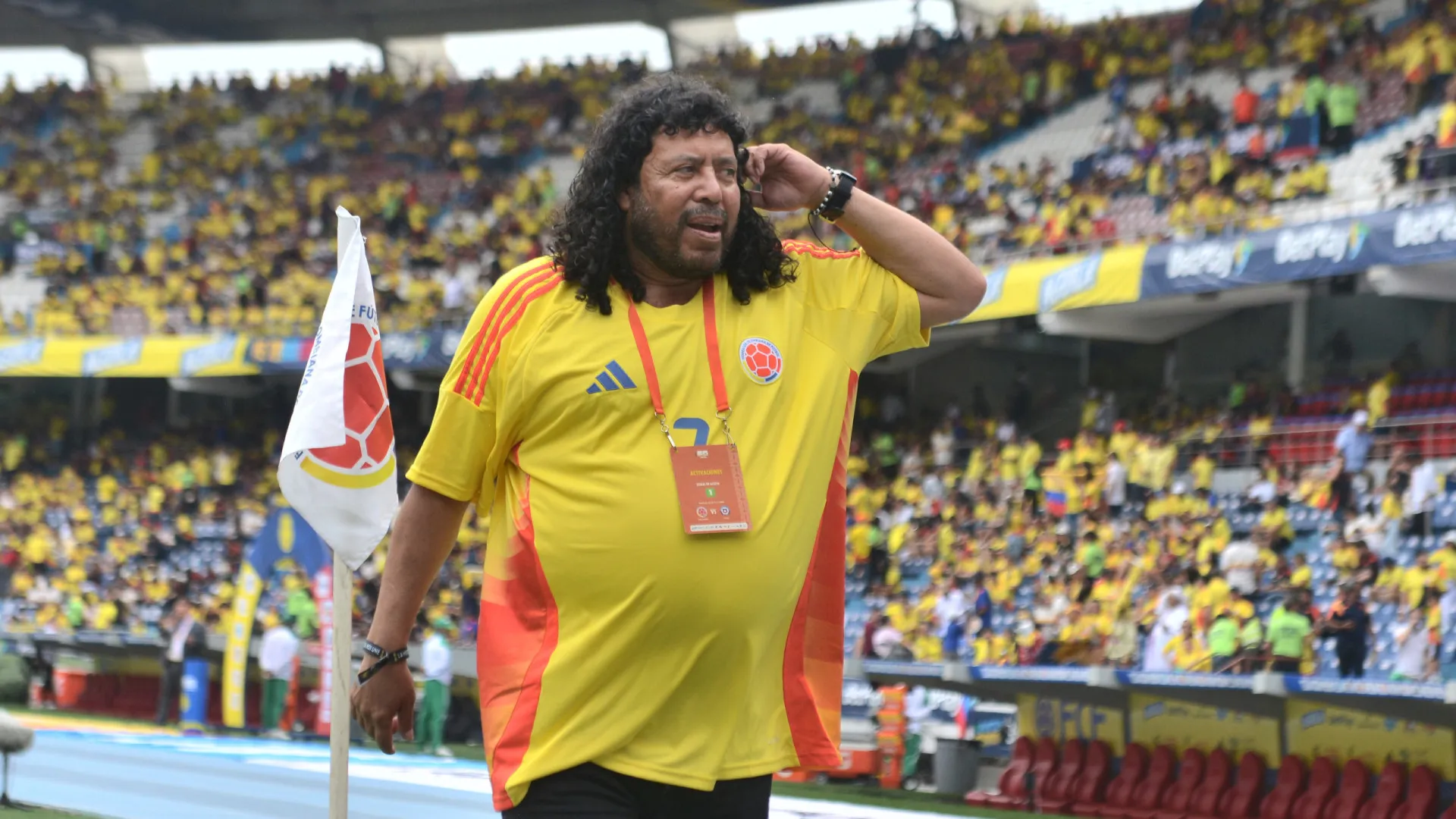 
                    René Higuita recorda golpe de escorpião após 30 anos: 