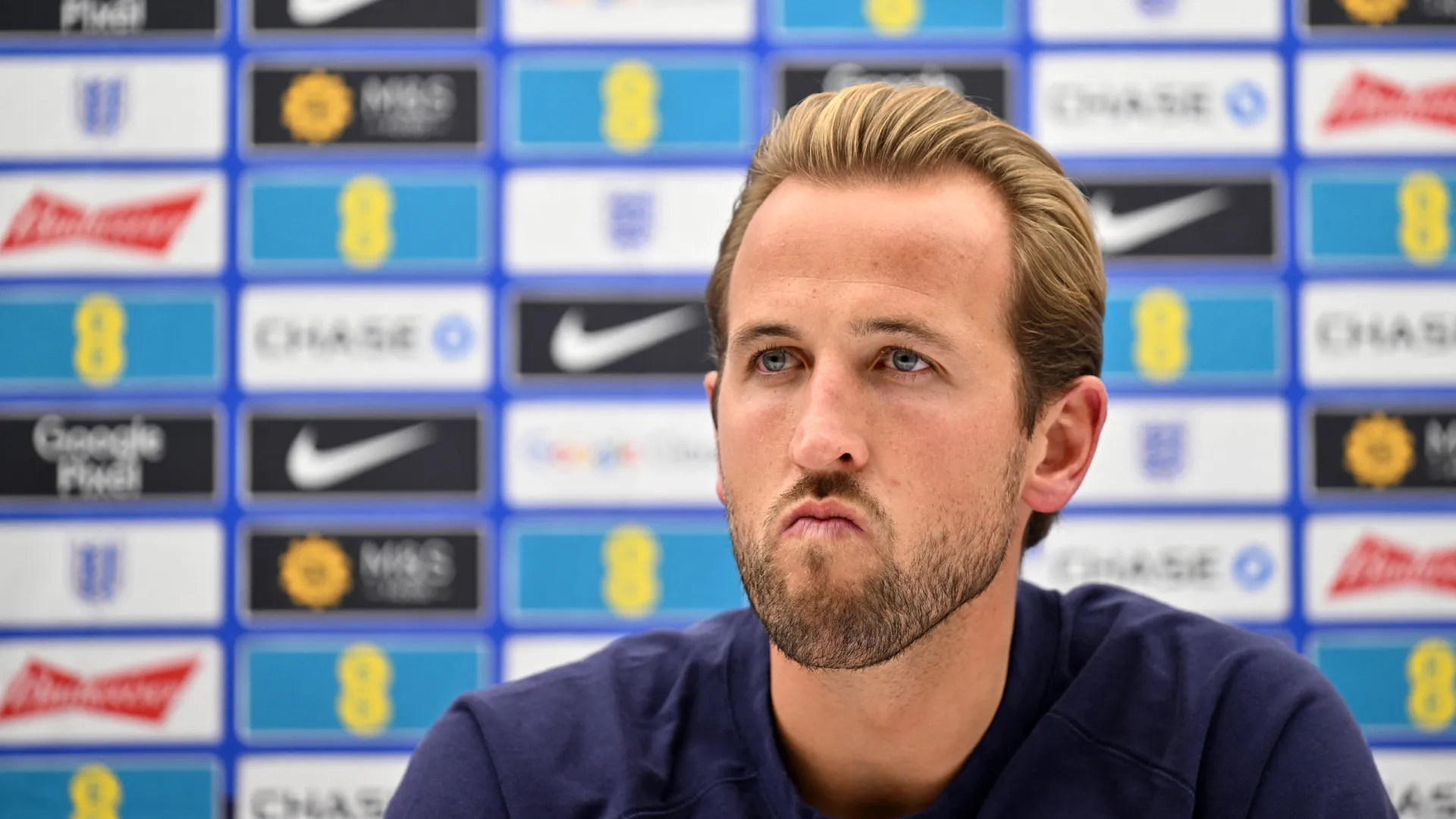 
                    Harry Kane responde a Michael Owen: 