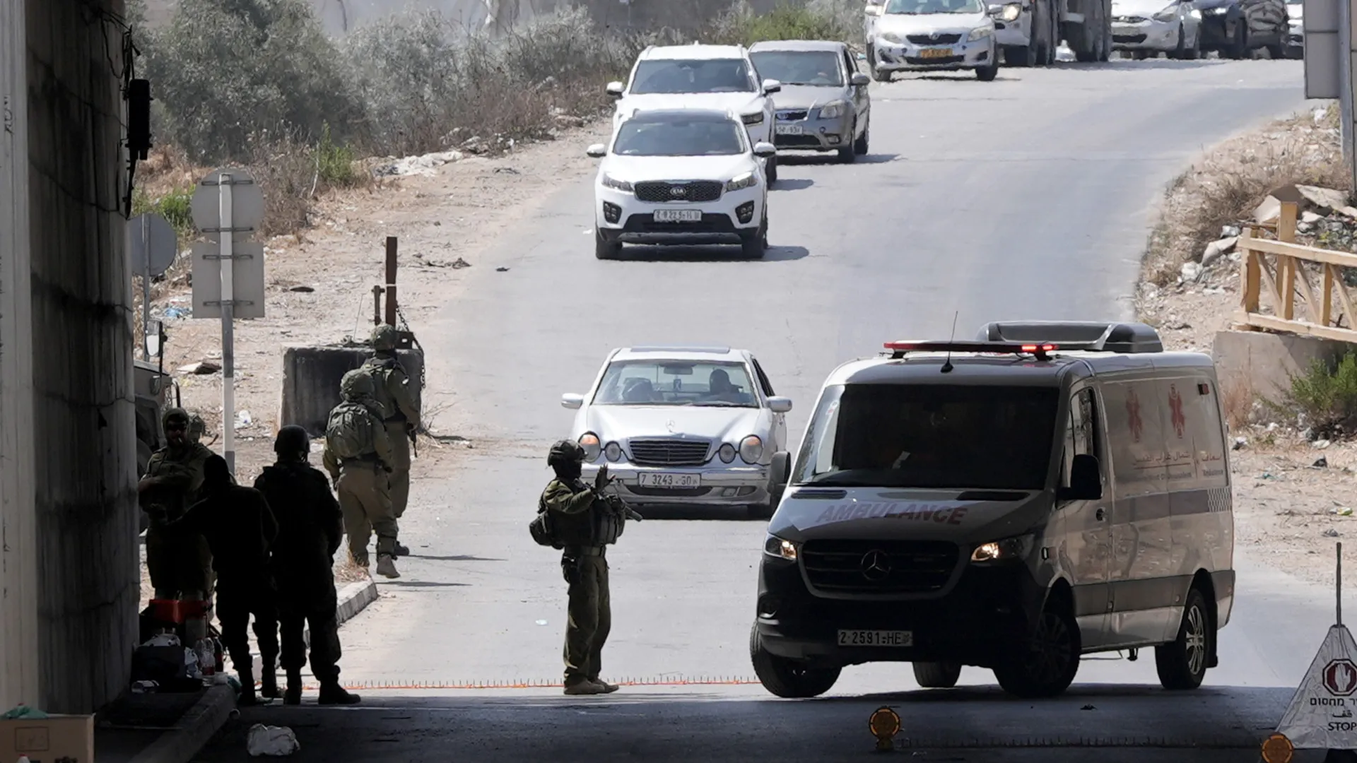 Palestiniano morto quando tentava saltar muro para entrar em Jerusalém
