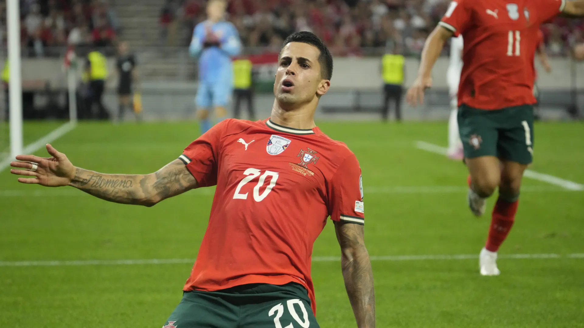 
                    Cancelo 'desabafa' após ser herói: 