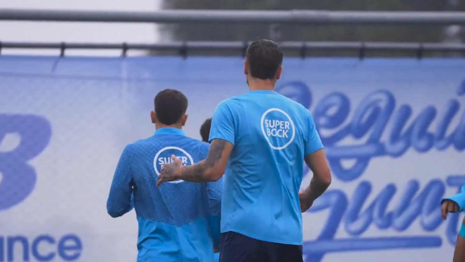 
                    FC Porto prepara receção ao Nacional e houve estreante durante o treino
                
